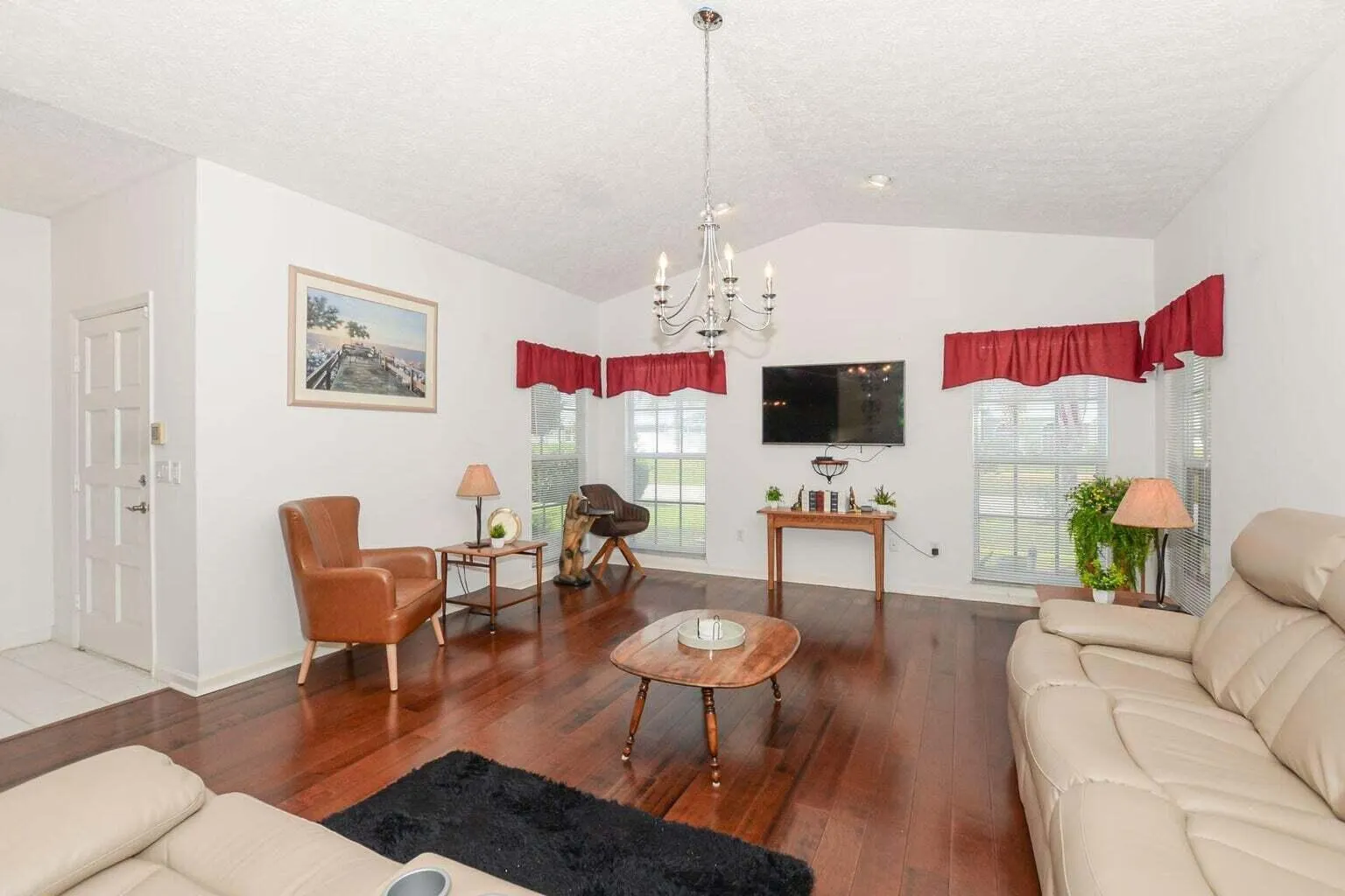 6876 Bronte Circle