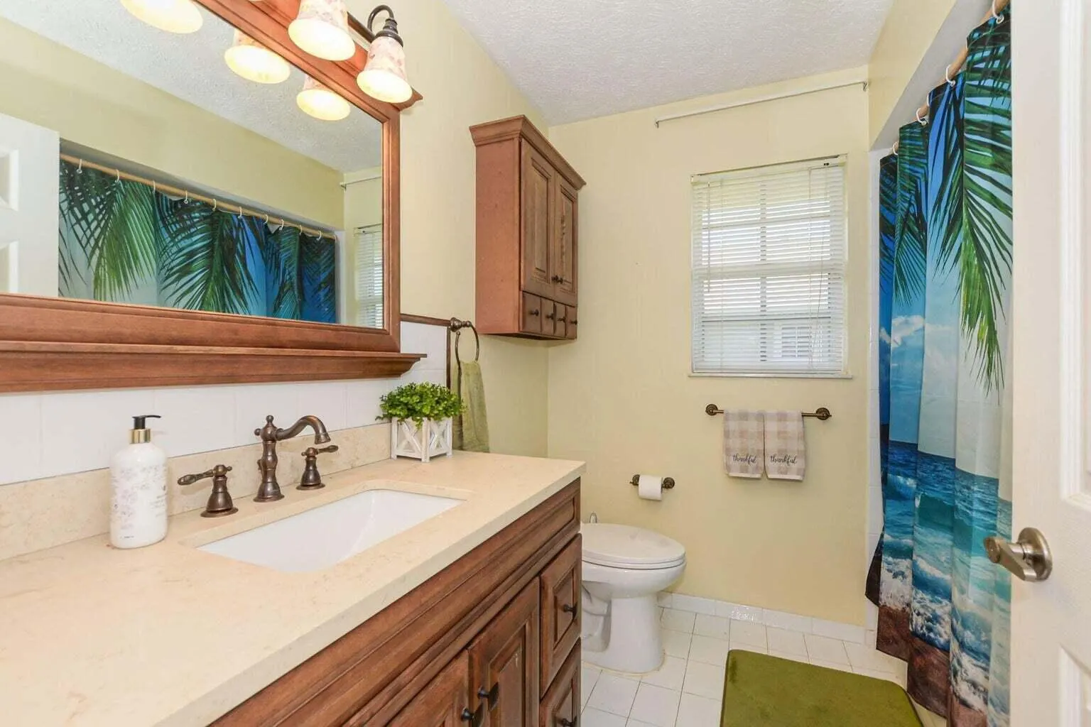 6876 Bronte Circle
