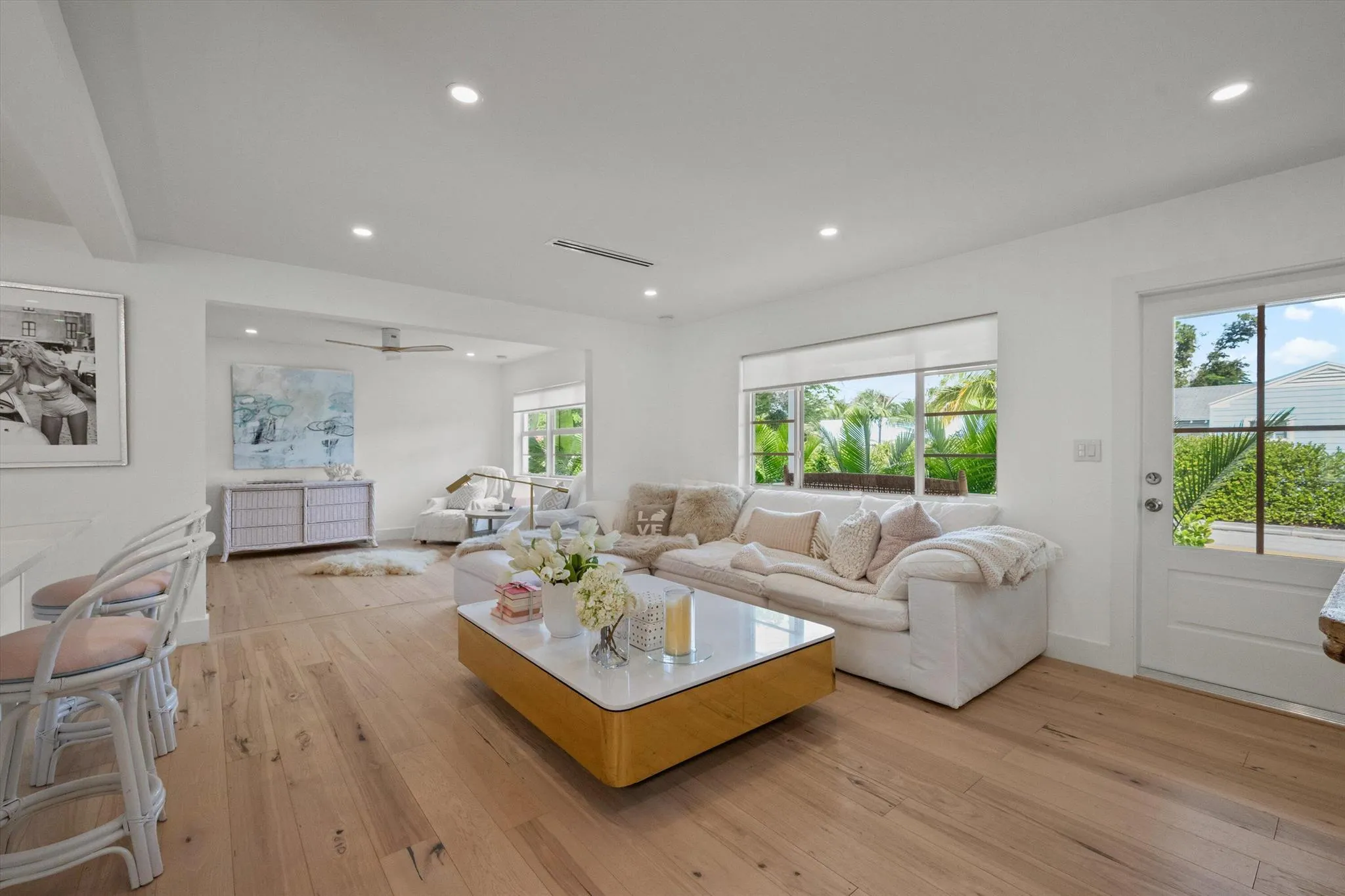 1131 N Ocean Breeze