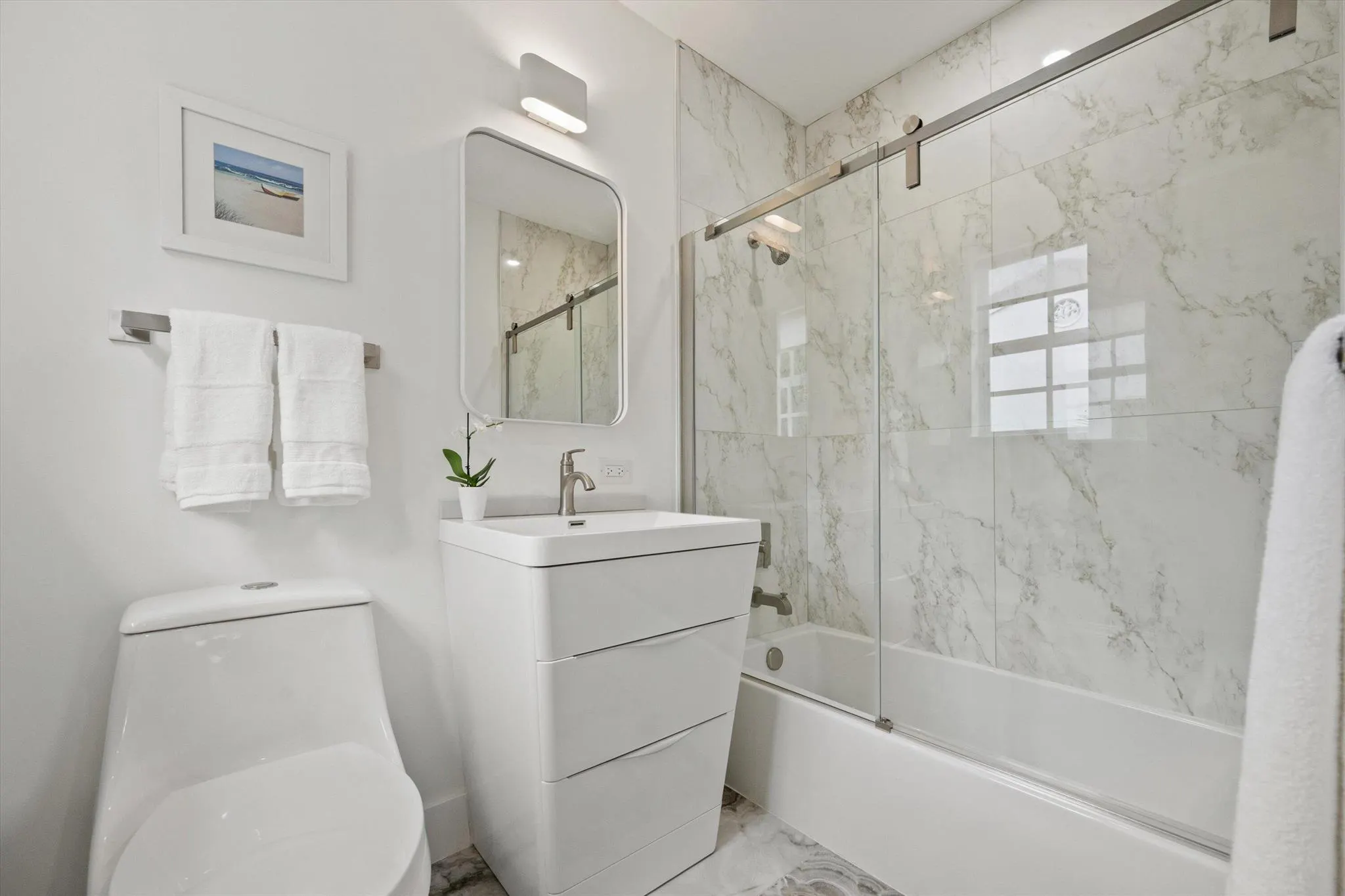 1131 N Ocean Breeze