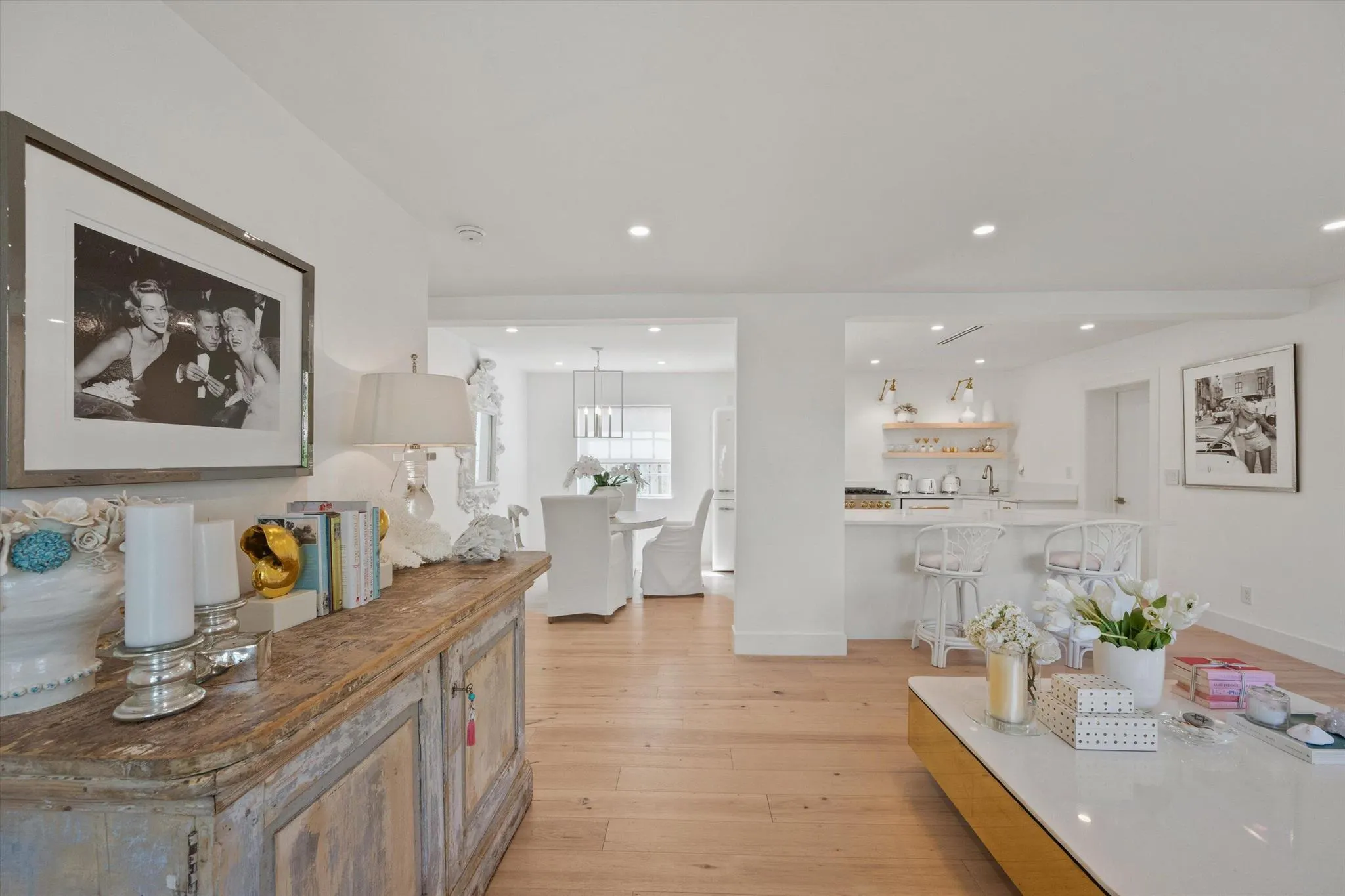 1131 N Ocean Breeze