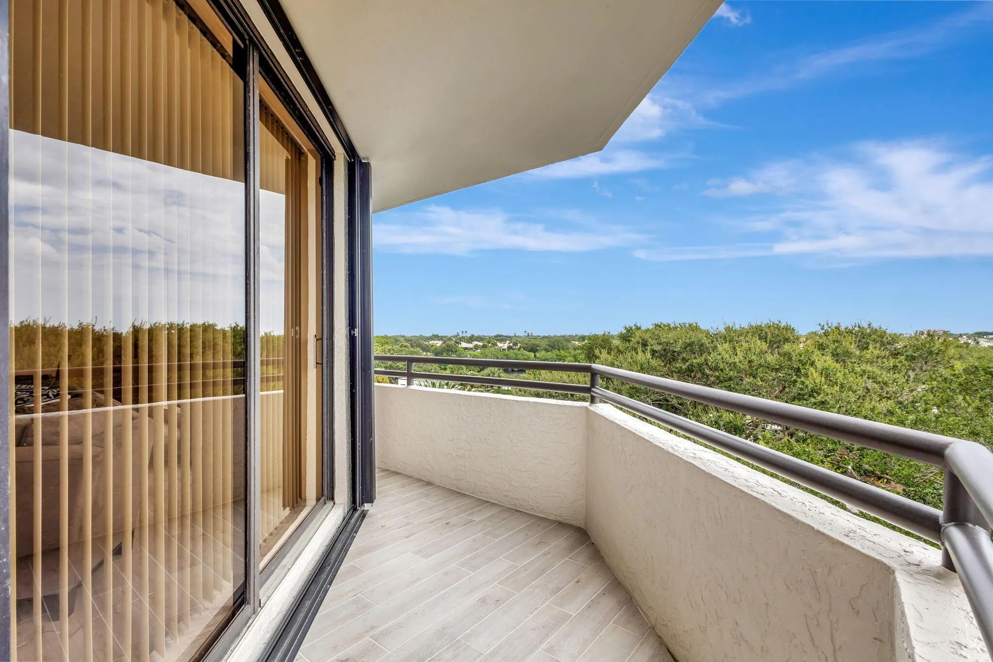 3322 Casseekey Island Road, #502