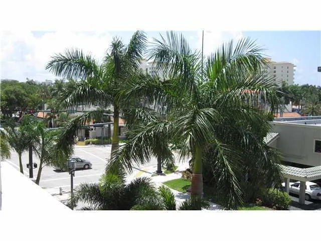 233 S Federal Highway, #321