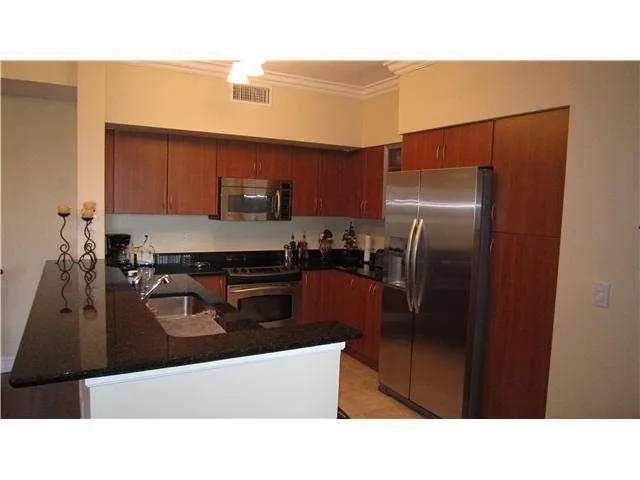 233 S Federal Highway, #321