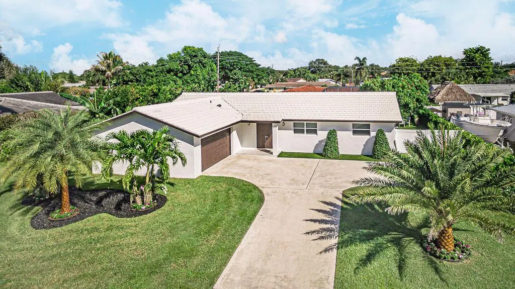 1881 Caribbean Road W