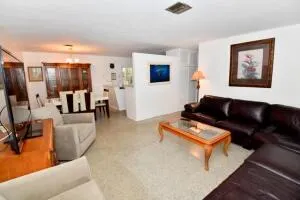509 NW 30th Court