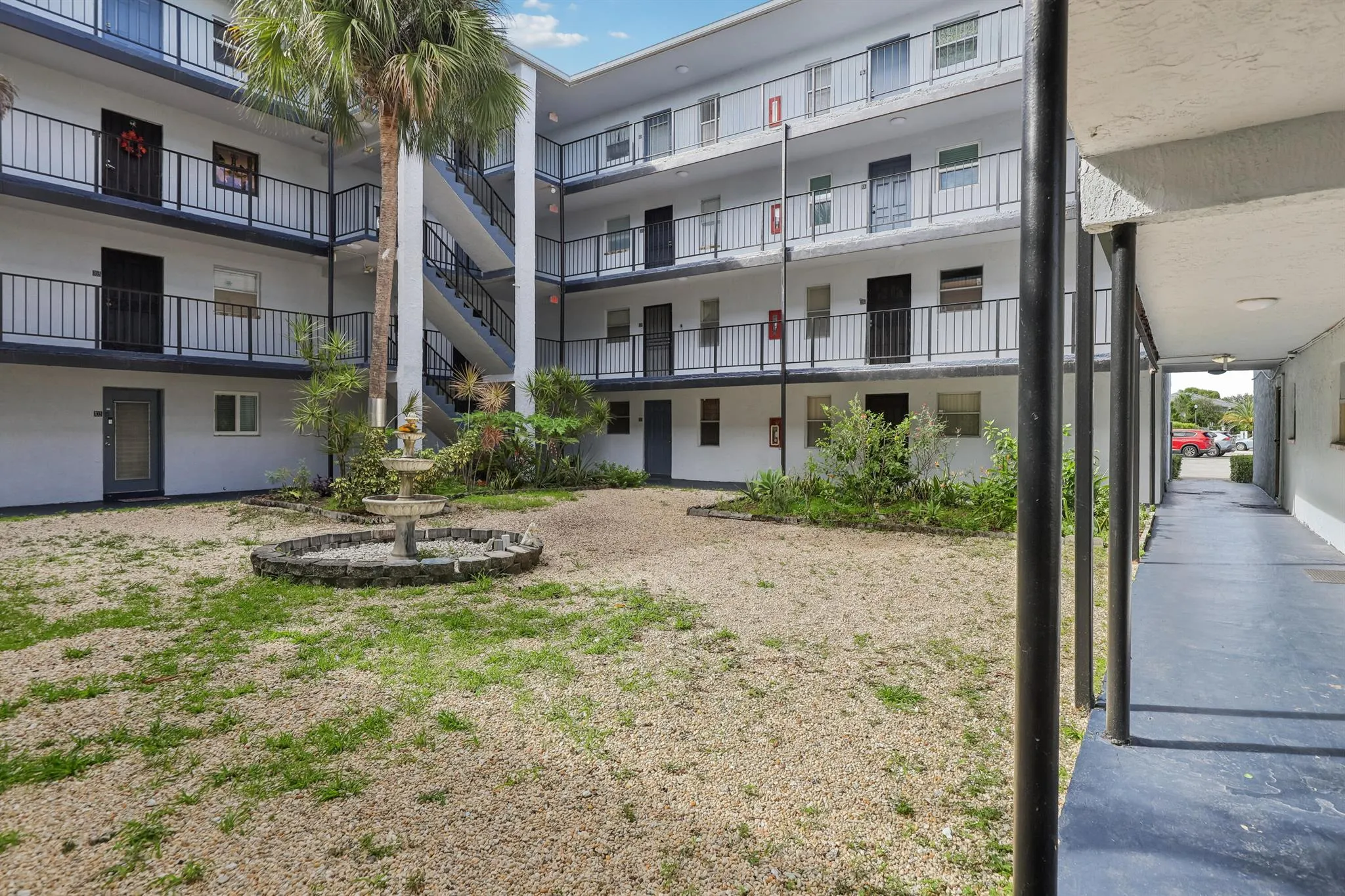 2860 Somerset Drive, #307k