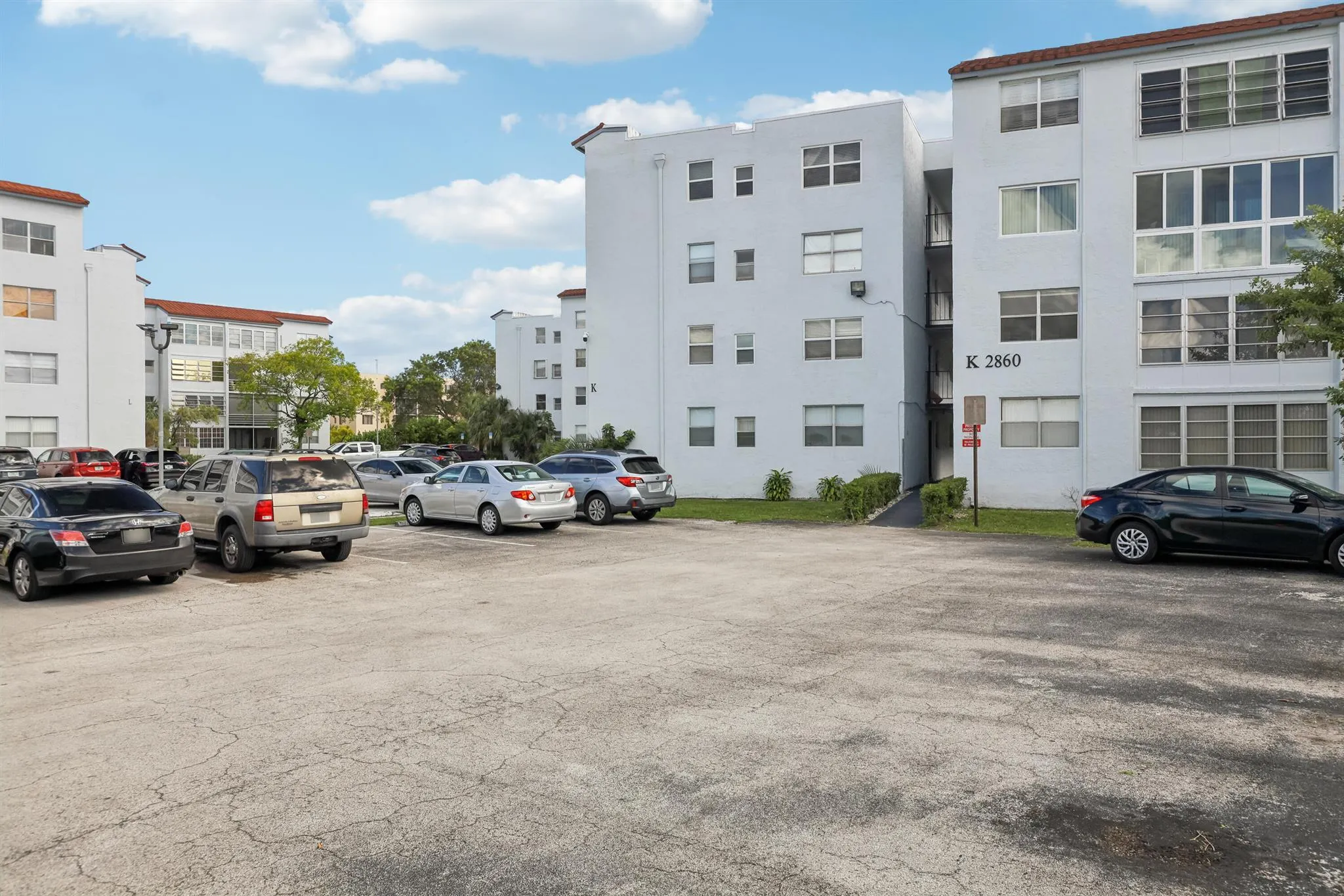 2860 Somerset Drive, #307k
