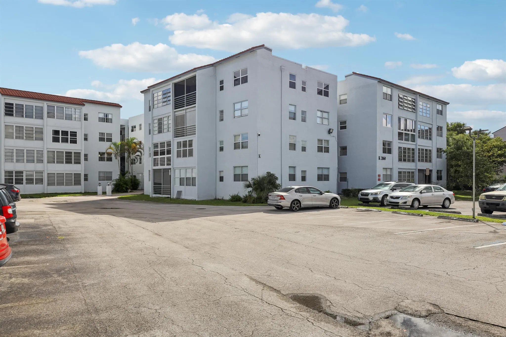 2860 Somerset Drive, #307k