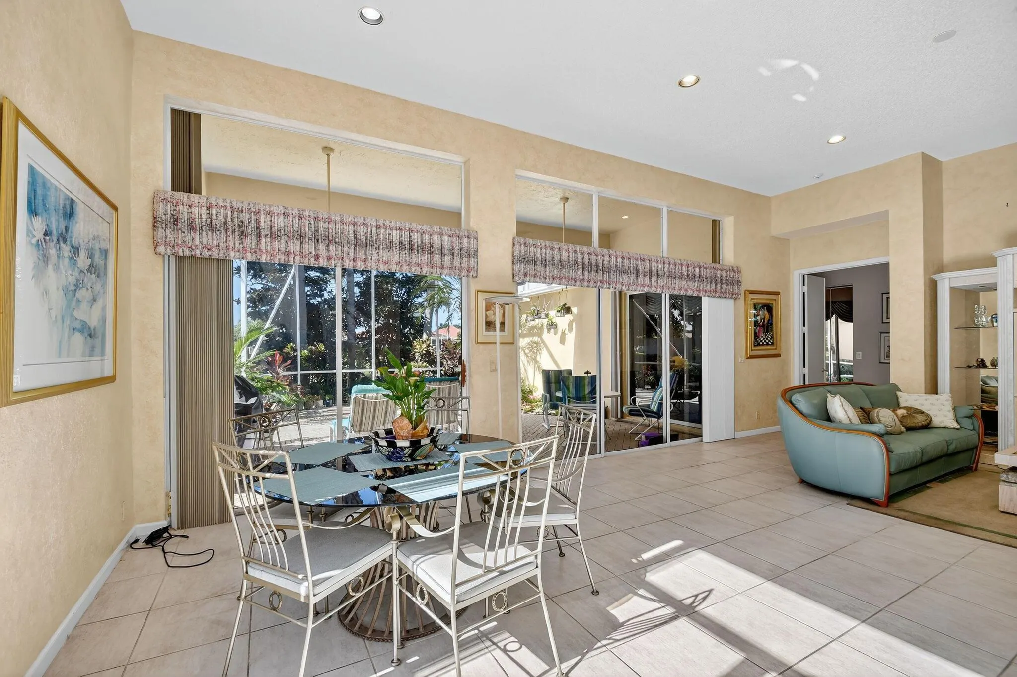 4657 Hazleton Lane