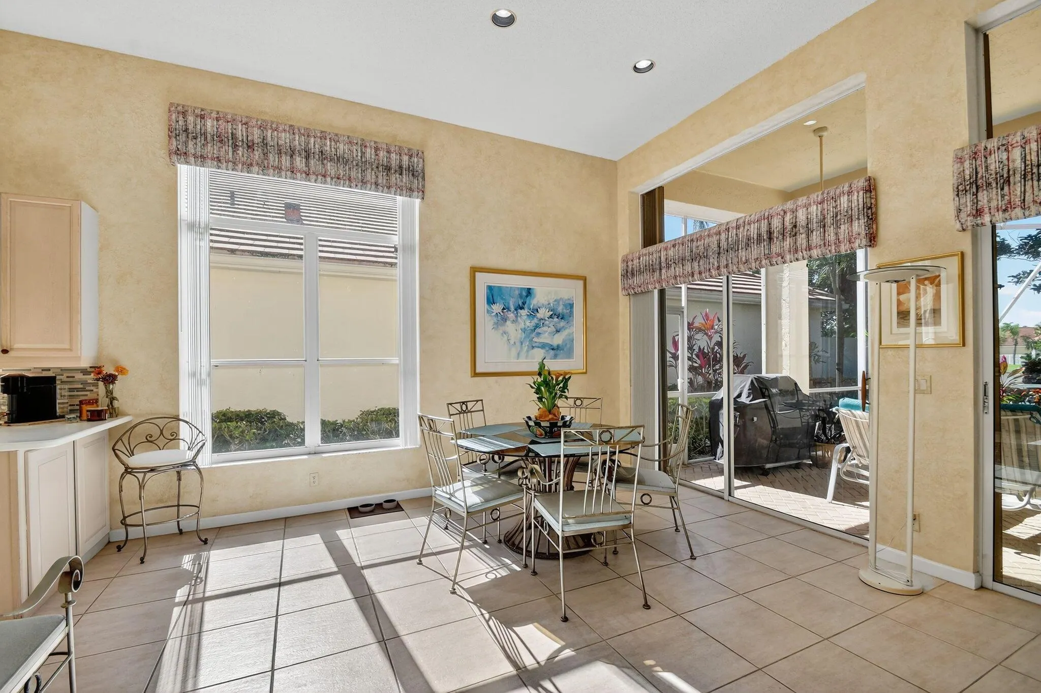 4657 Hazleton Lane