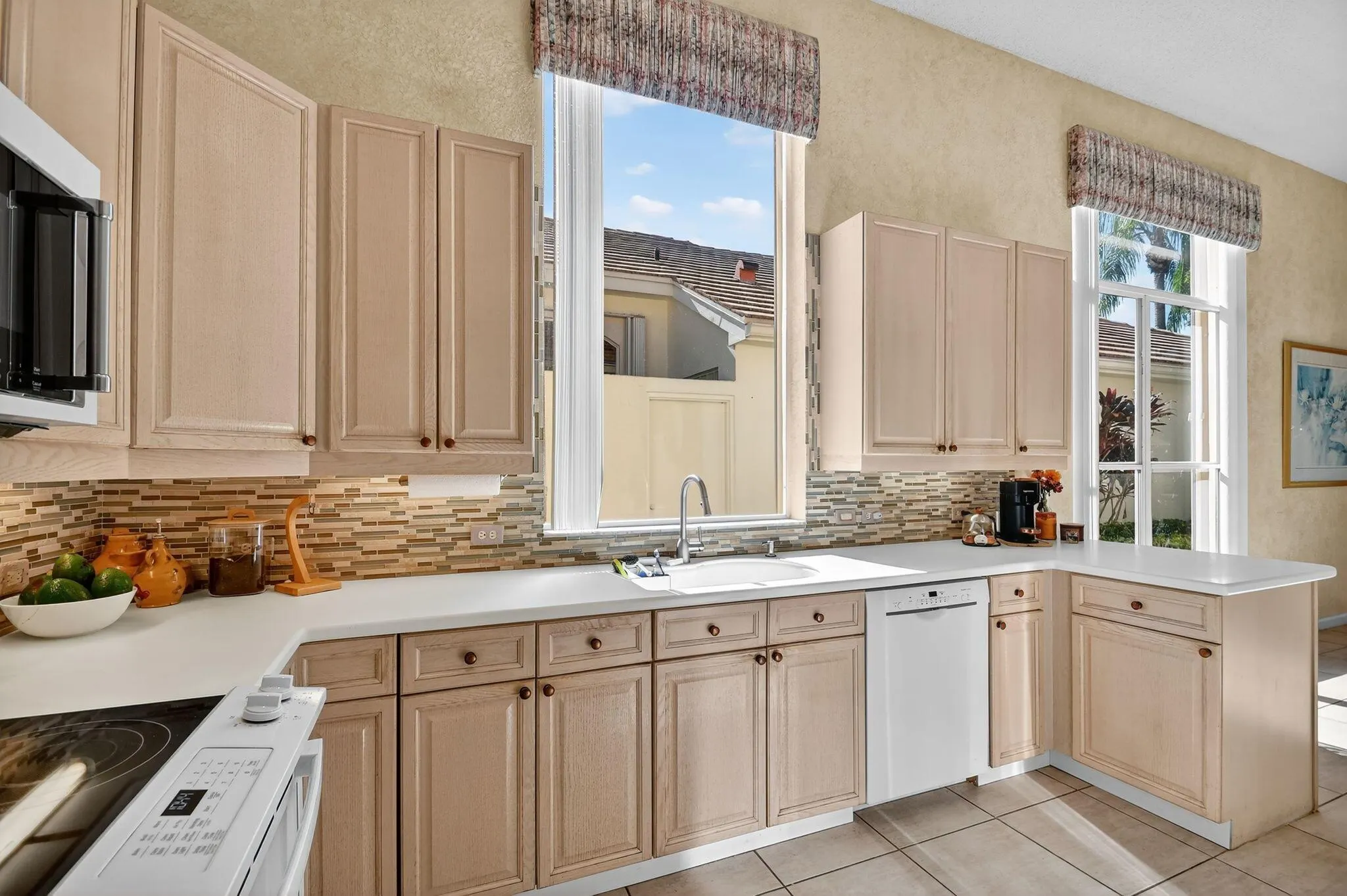 4657 Hazleton Lane