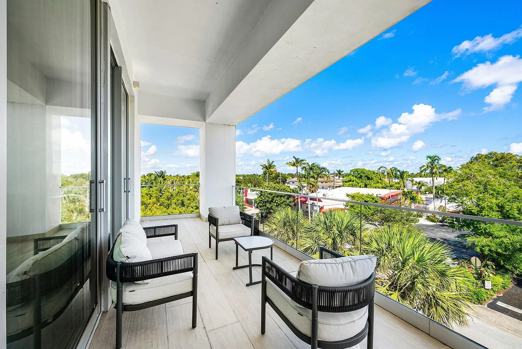 246 NE 6th Avenue, #3b