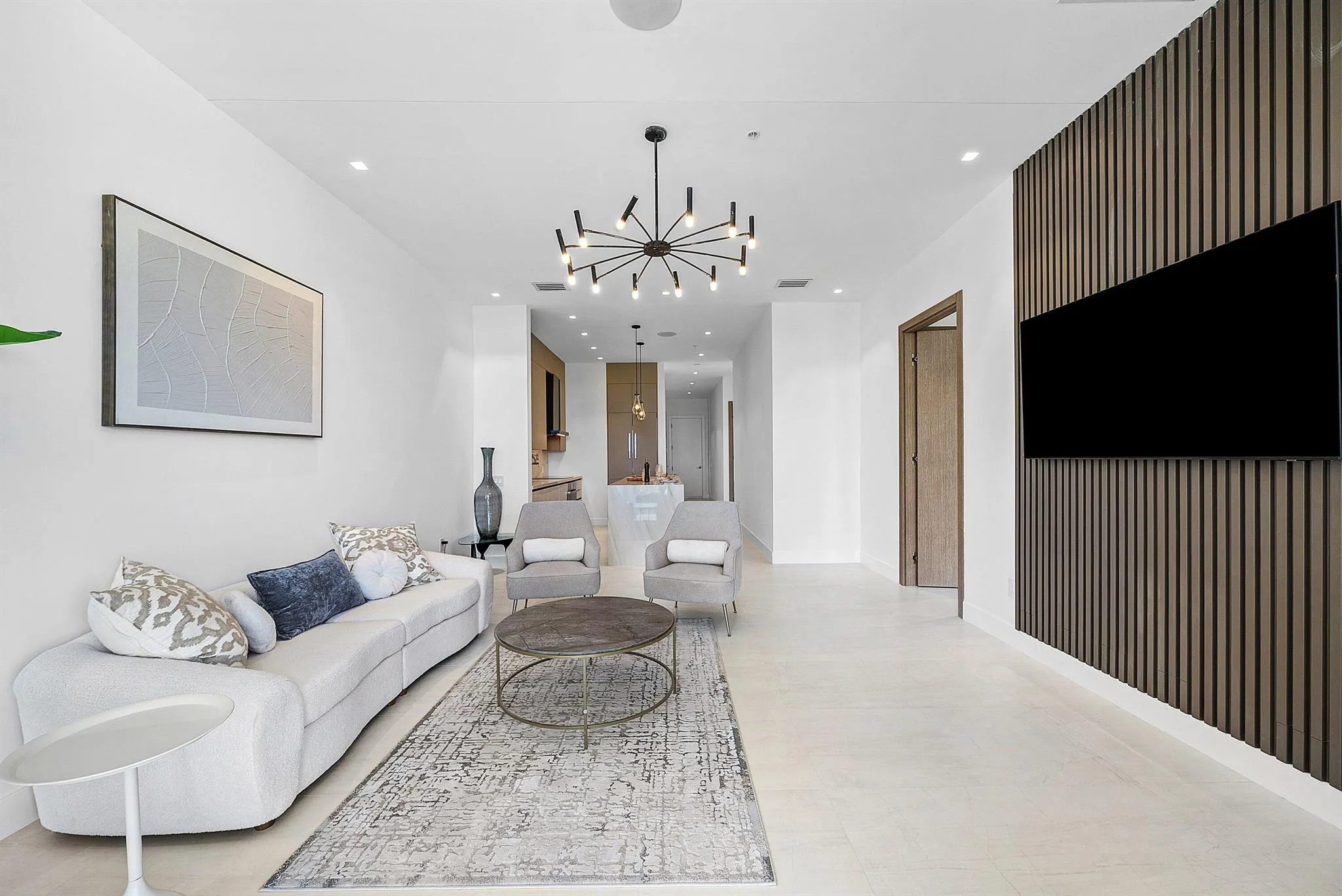 246 NE 6th Avenue, #3b