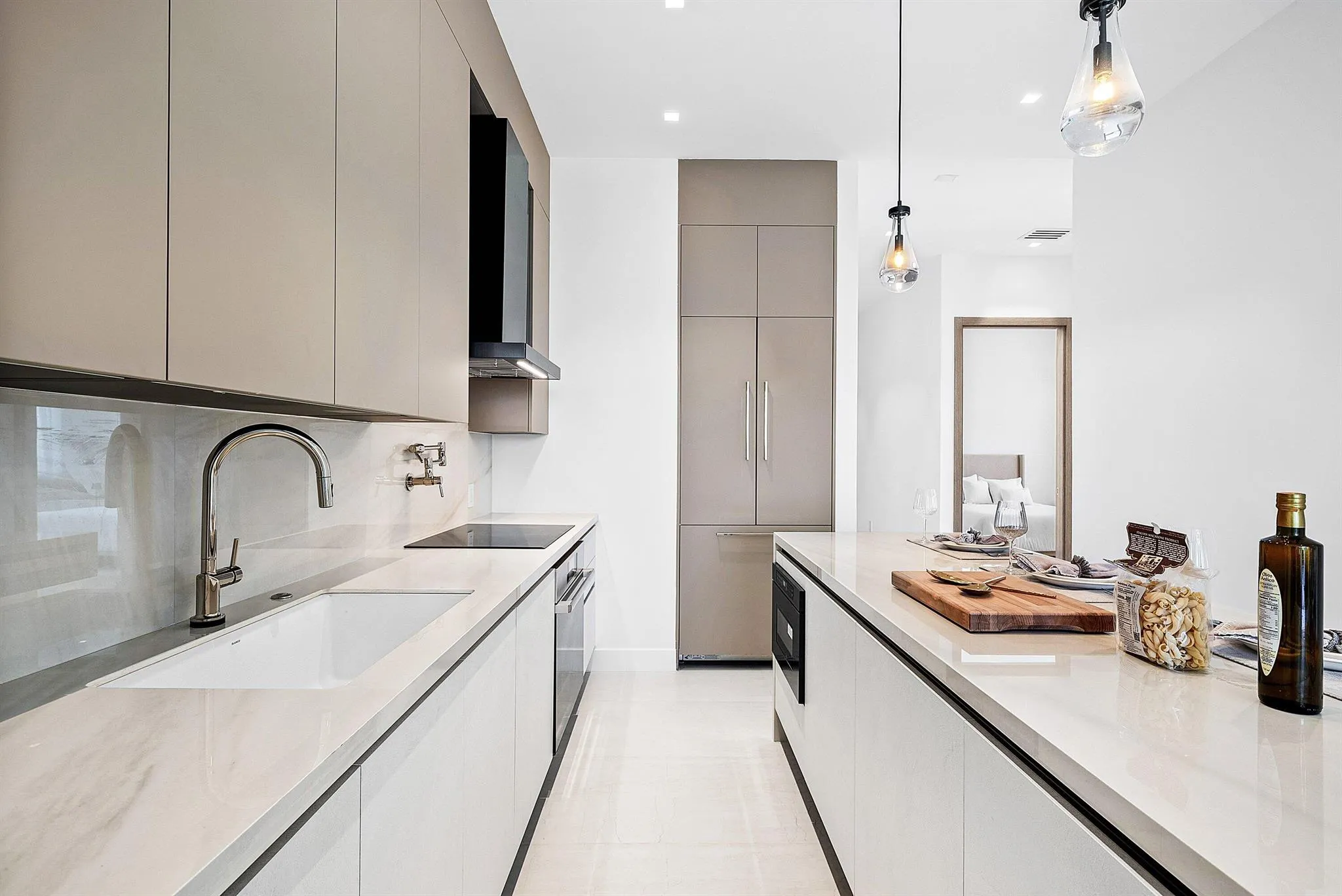 246 NE 6th Avenue, #3b