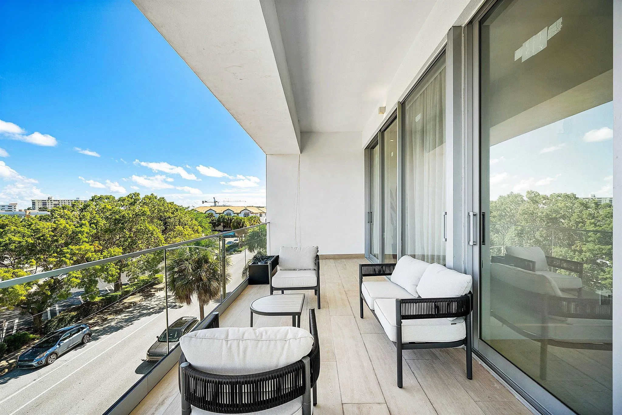 246 NE 6th Avenue, #3b