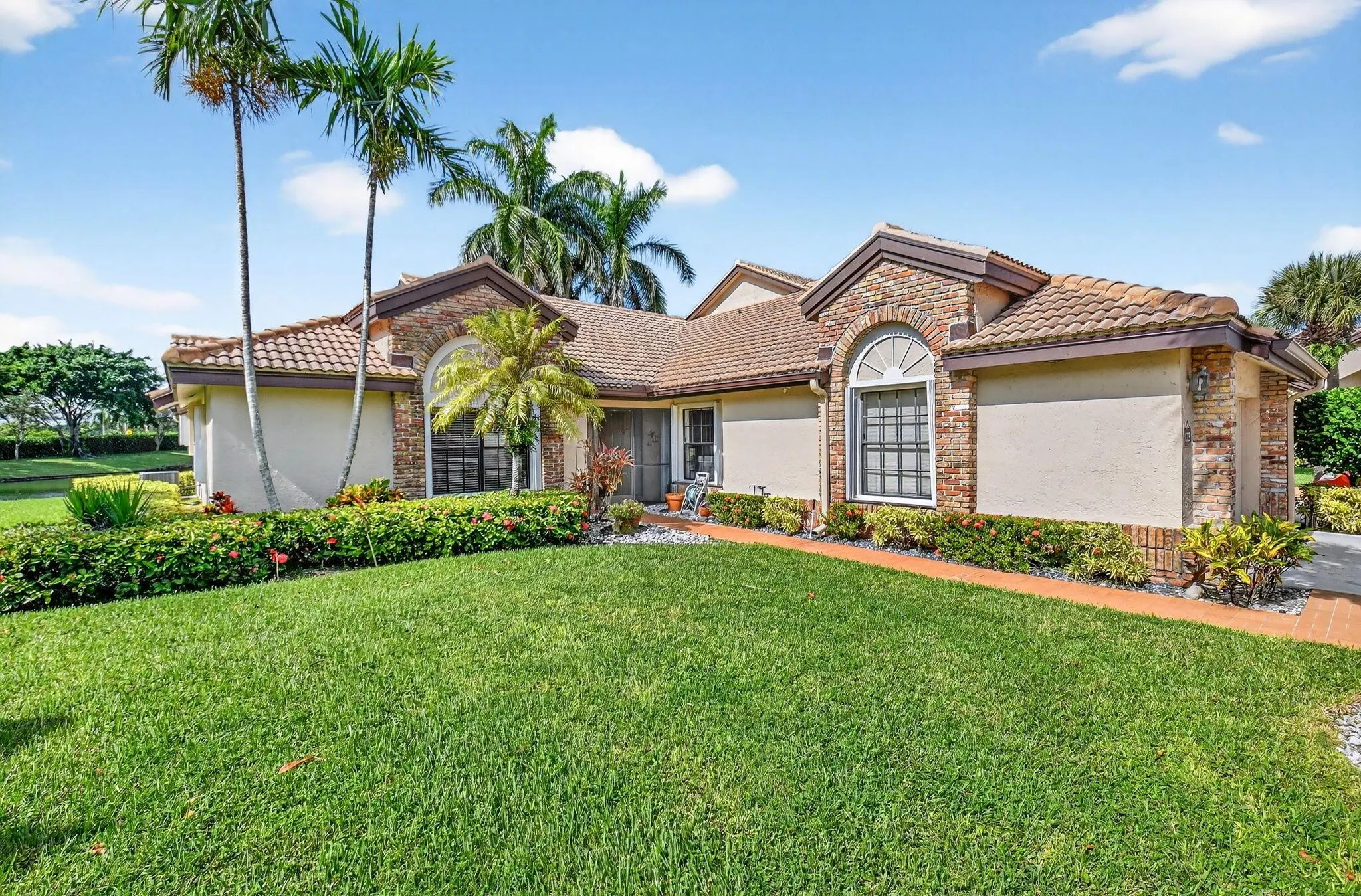 8225 Cassia Drive