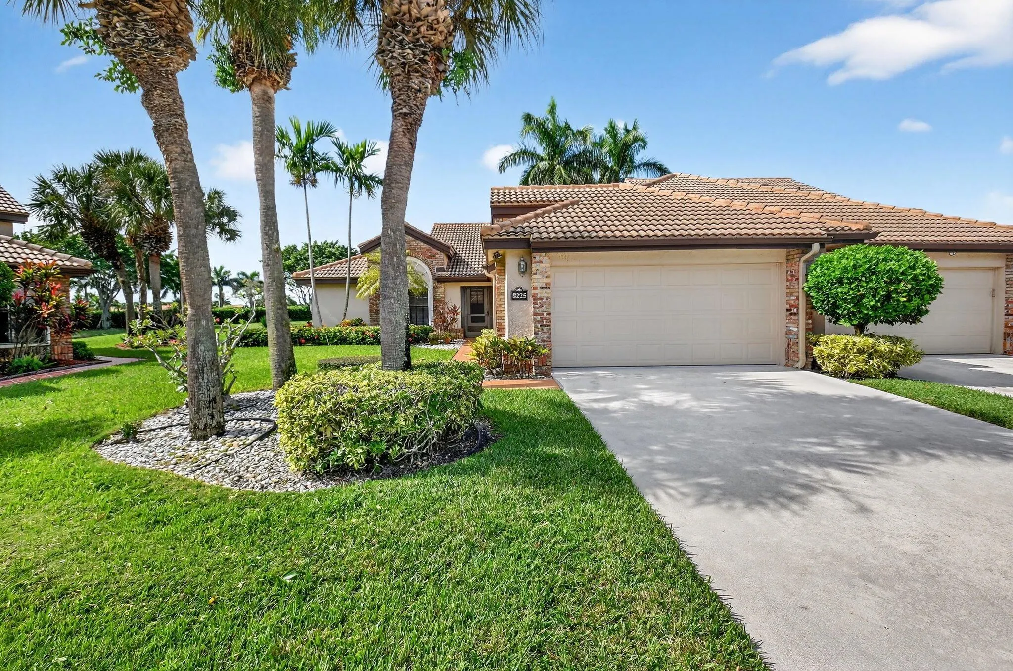 8225 Cassia Drive