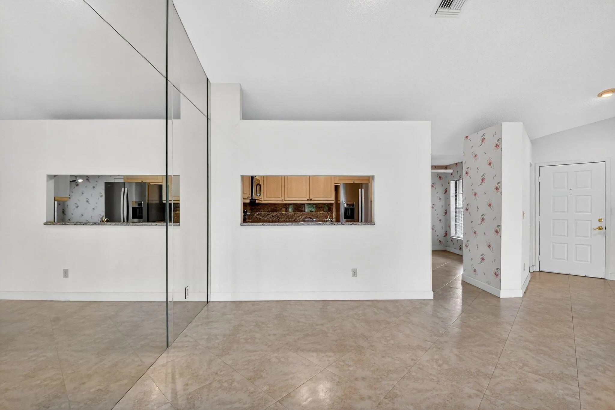 8225 Cassia Drive