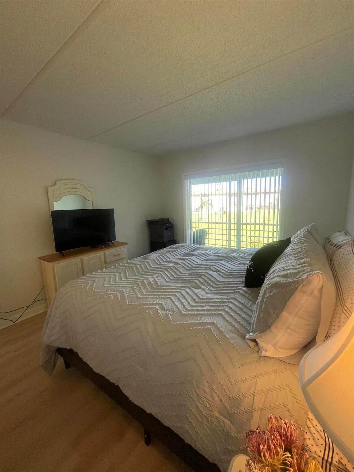3100 Springdale Boulevard, #214