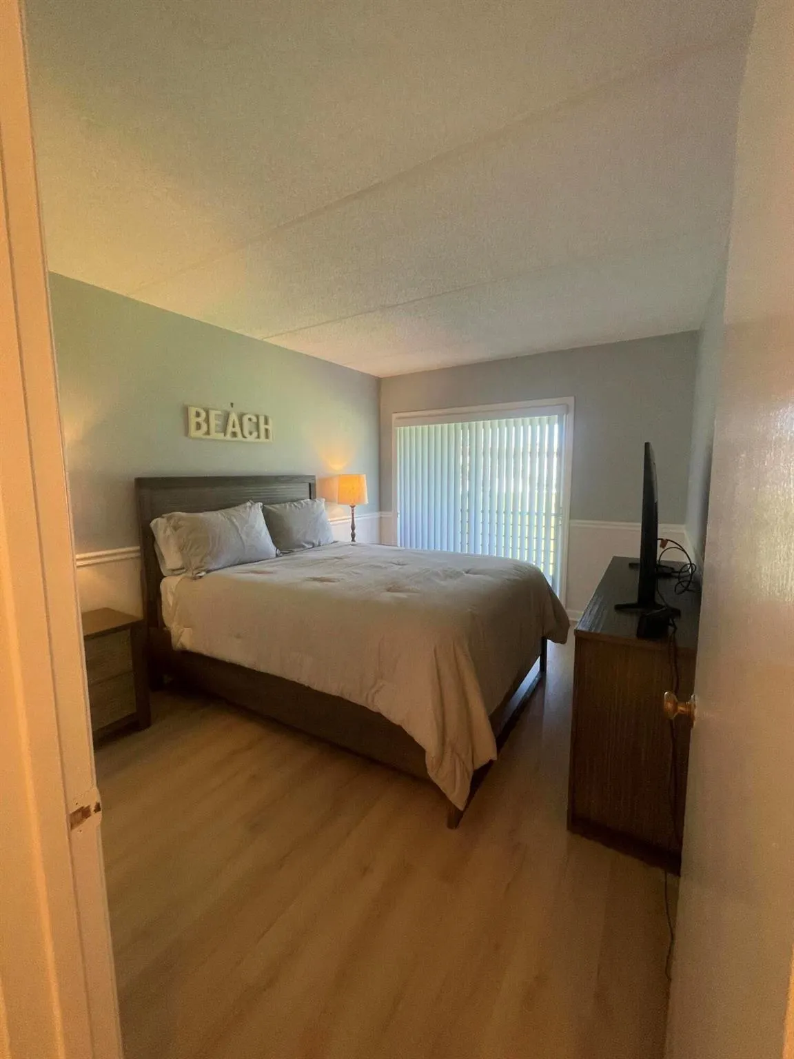 3100 Springdale Boulevard, #214