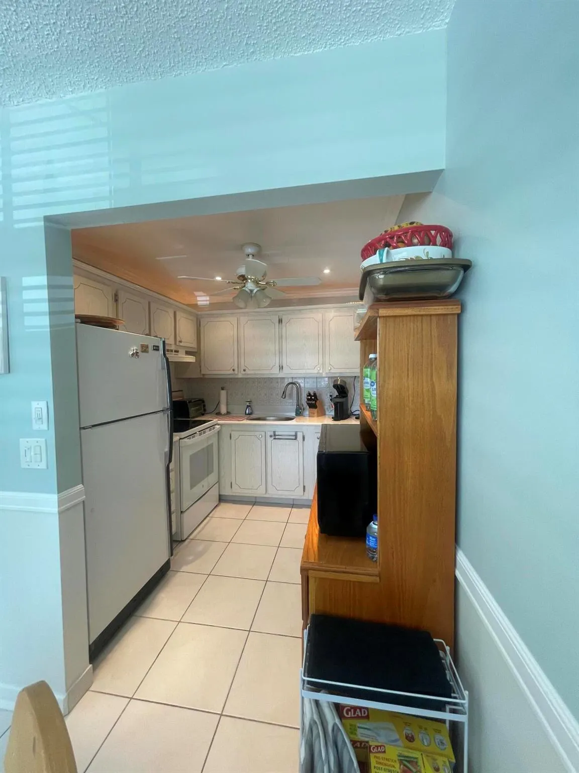 3100 Springdale Boulevard, #214