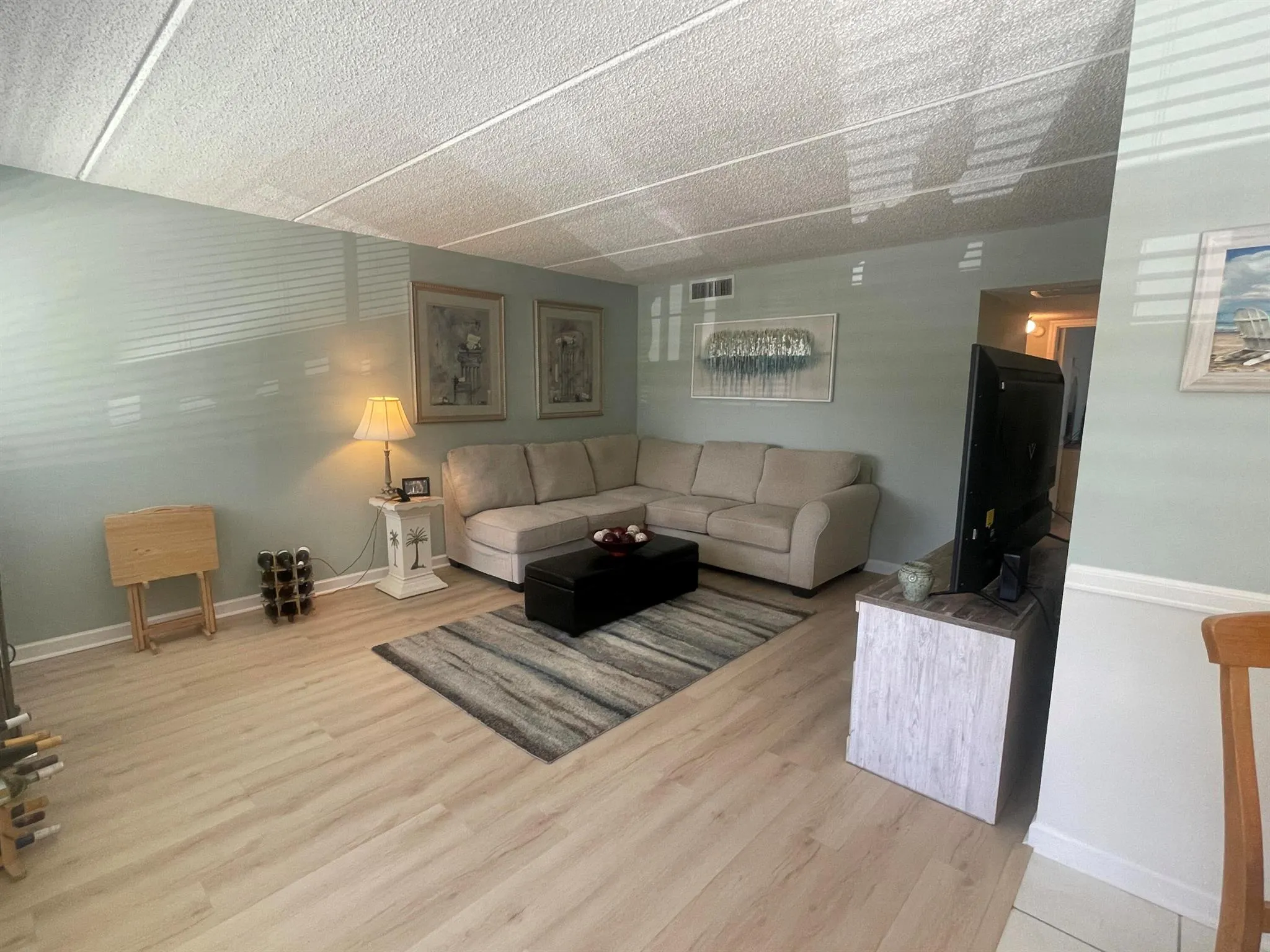 3100 Springdale Boulevard, #214