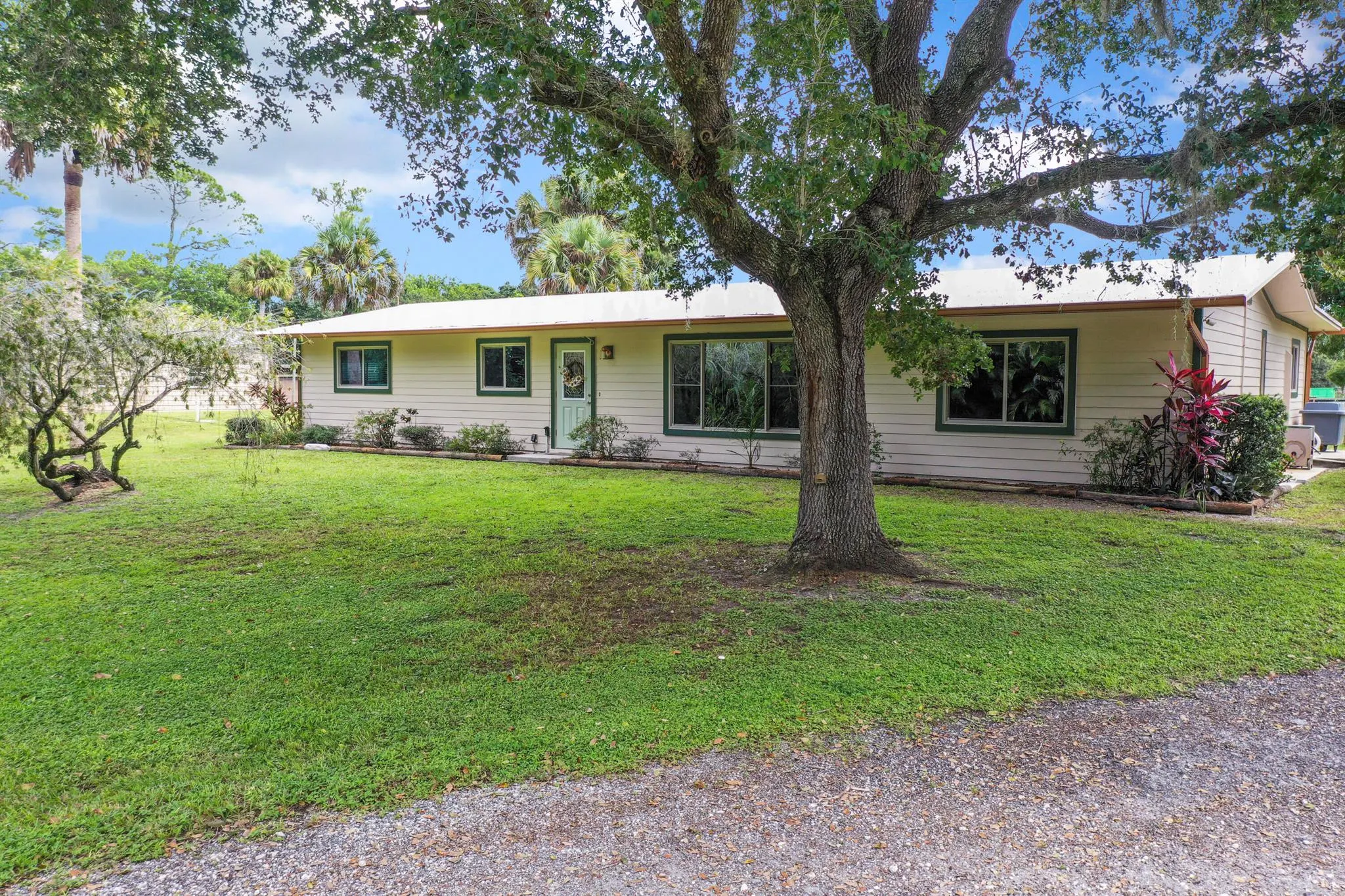 7481 SW Citrus Boulevard