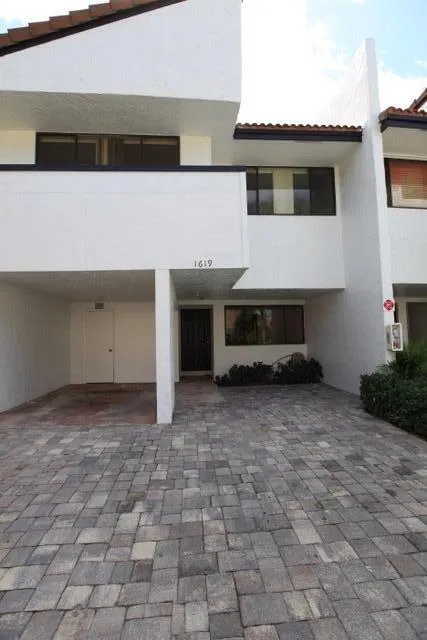 1619 Cypress Pointe Drive, #1619