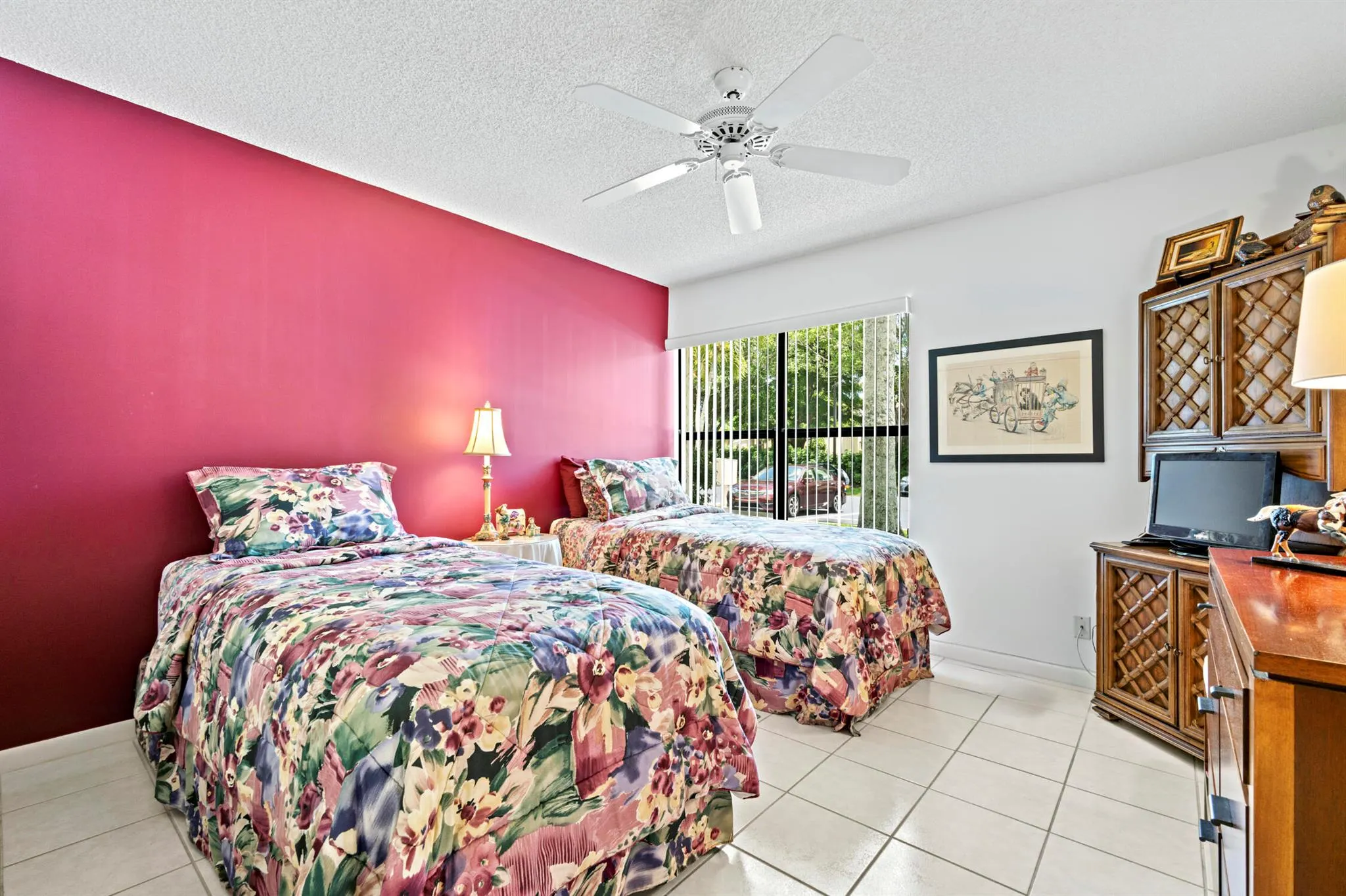 5153 Oak Hill Lane, #512