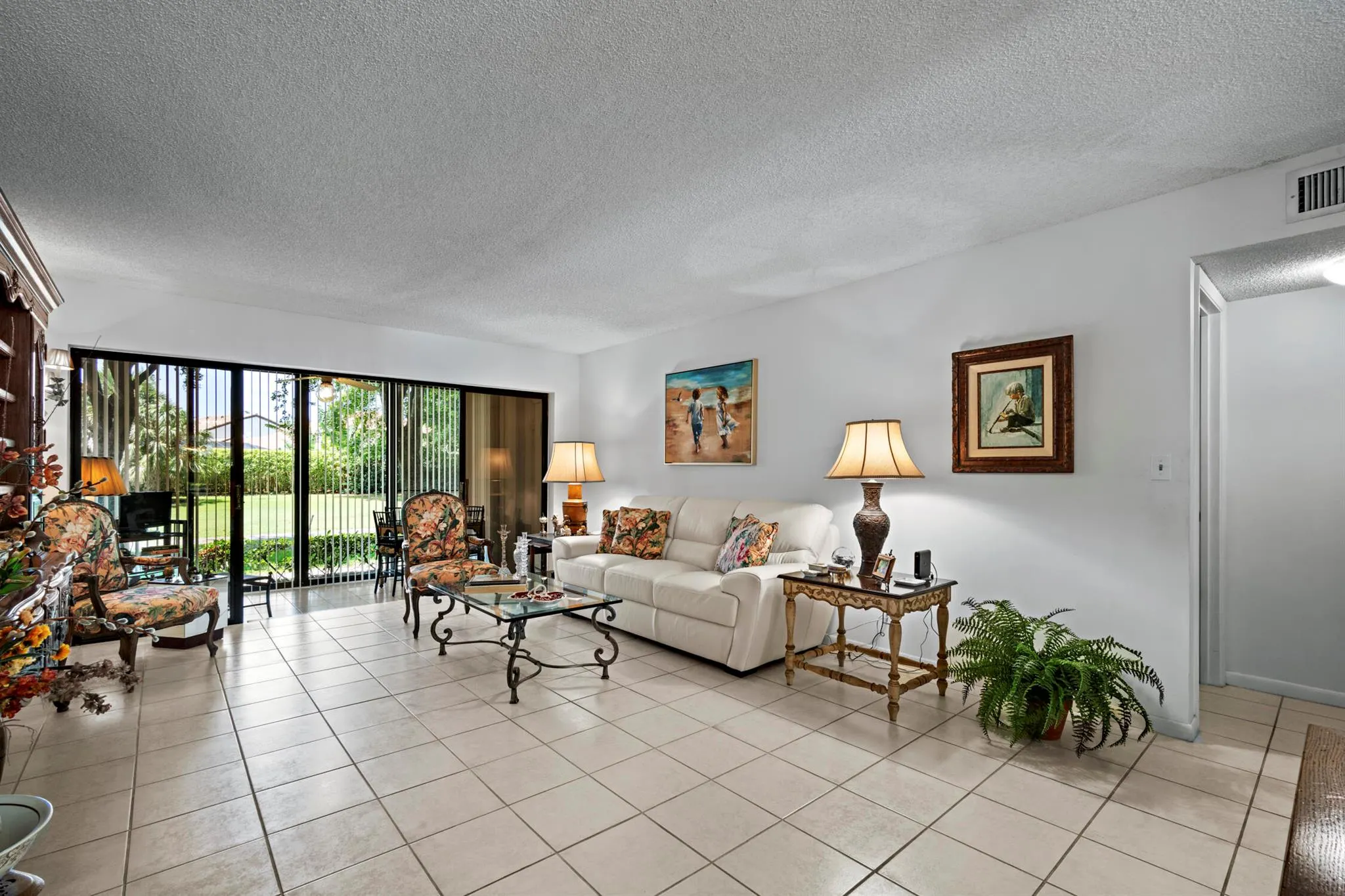5153 Oak Hill Lane, #512