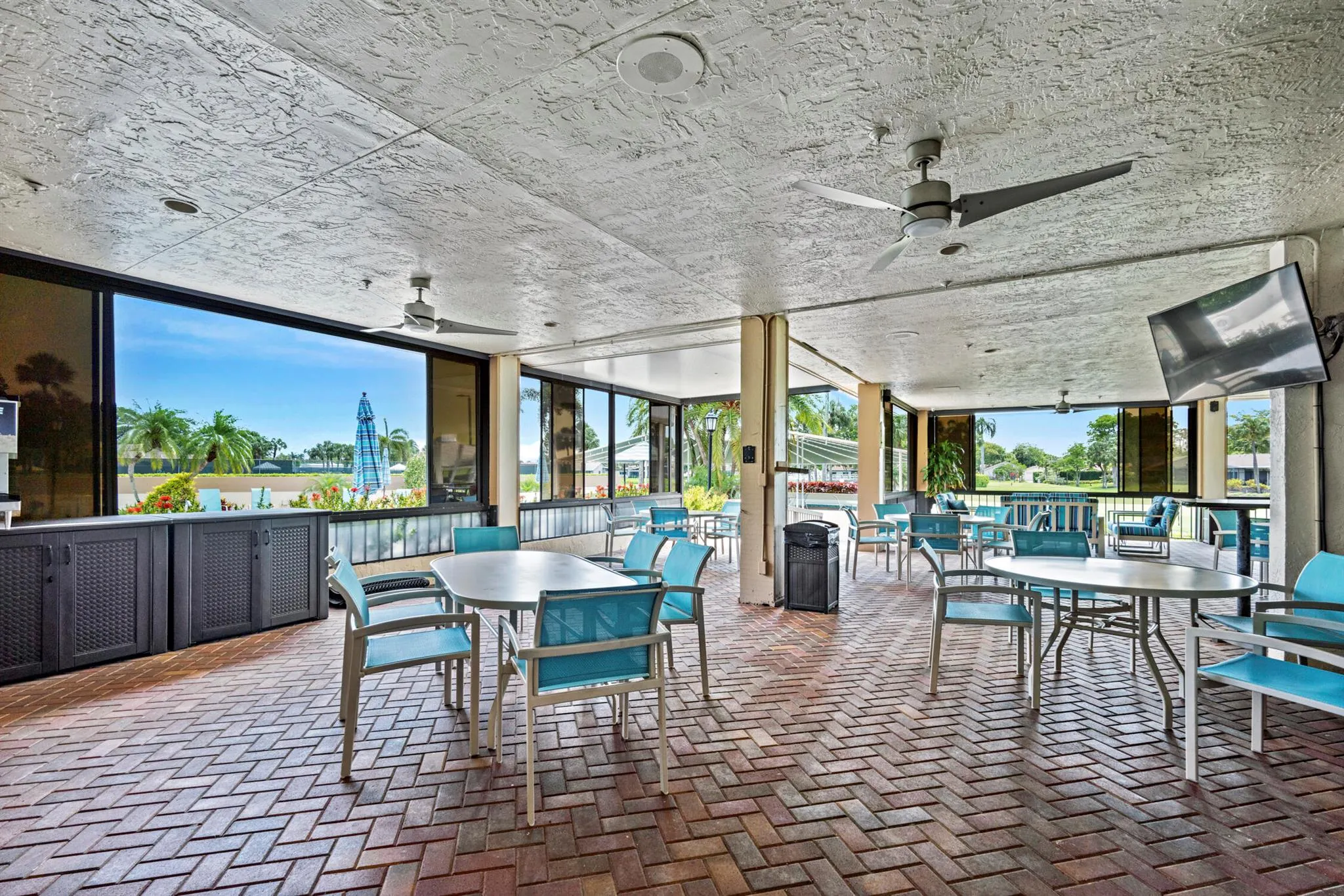 5153 Oak Hill Lane, #512