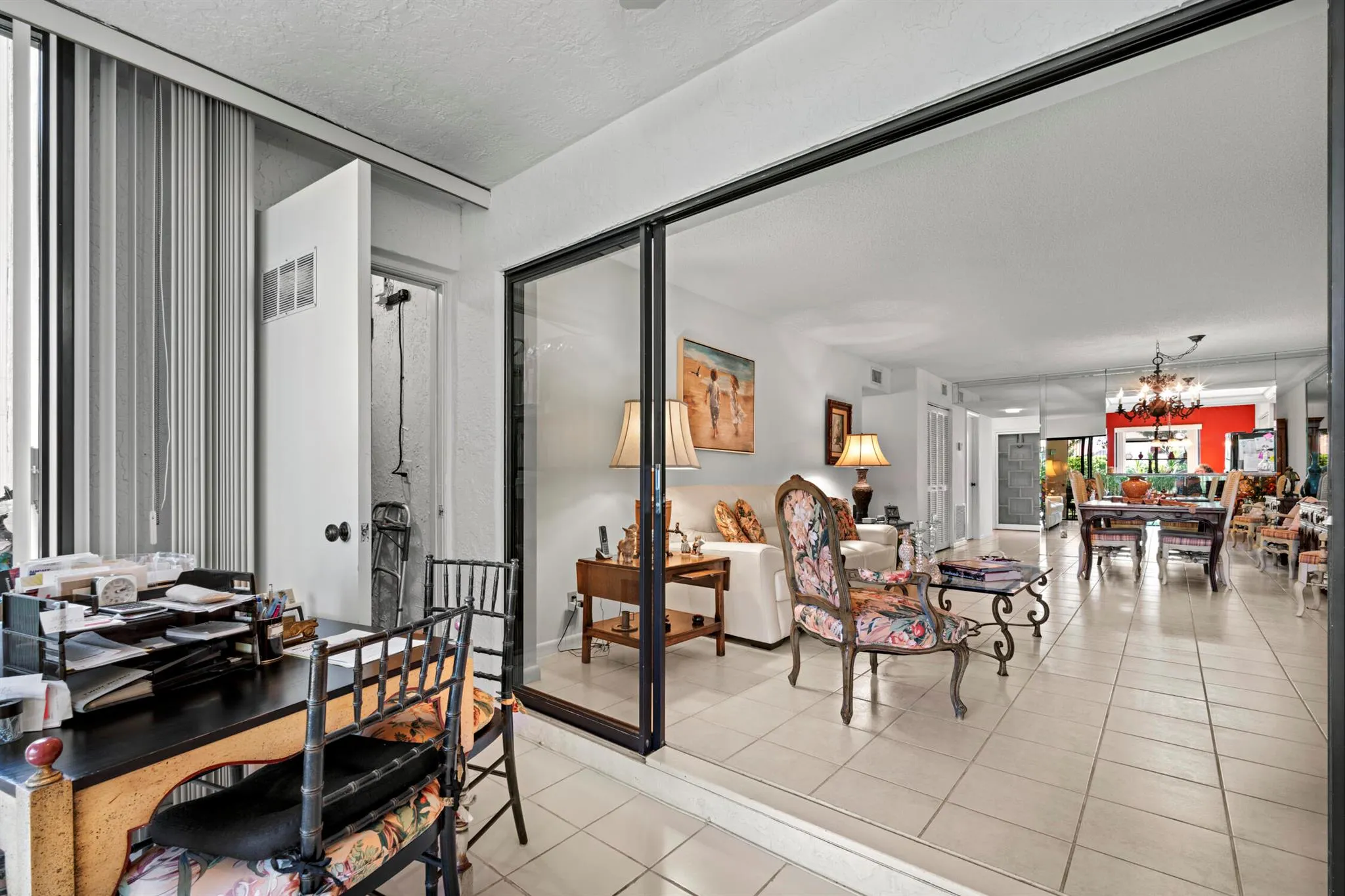 5153 Oak Hill Lane, #512