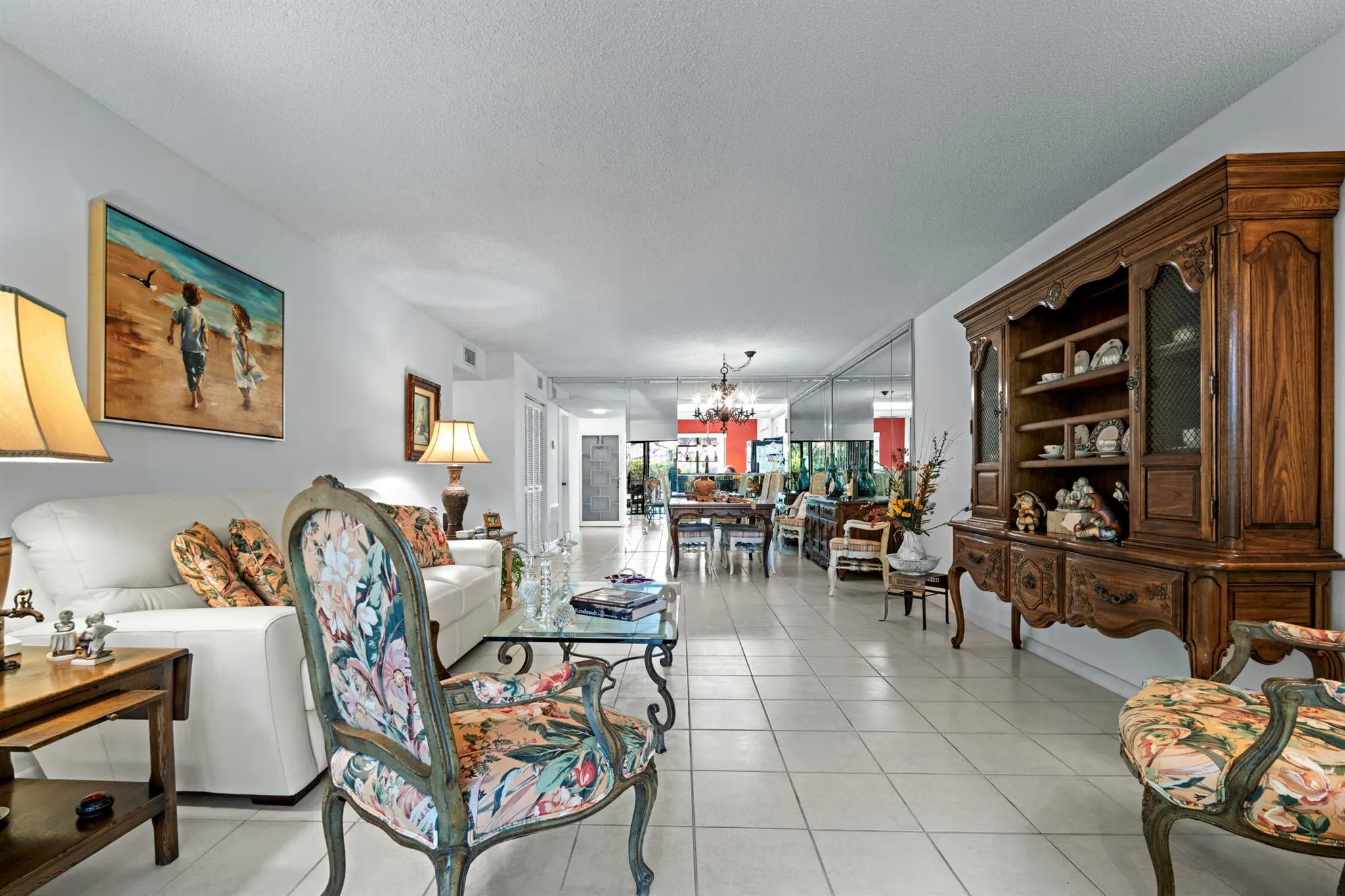 5153 Oak Hill Lane, #512