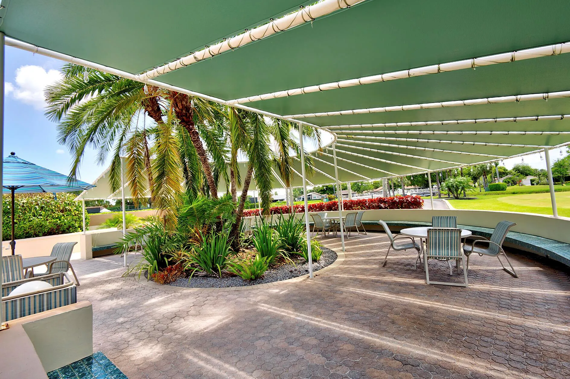 5153 Oak Hill Lane, #512