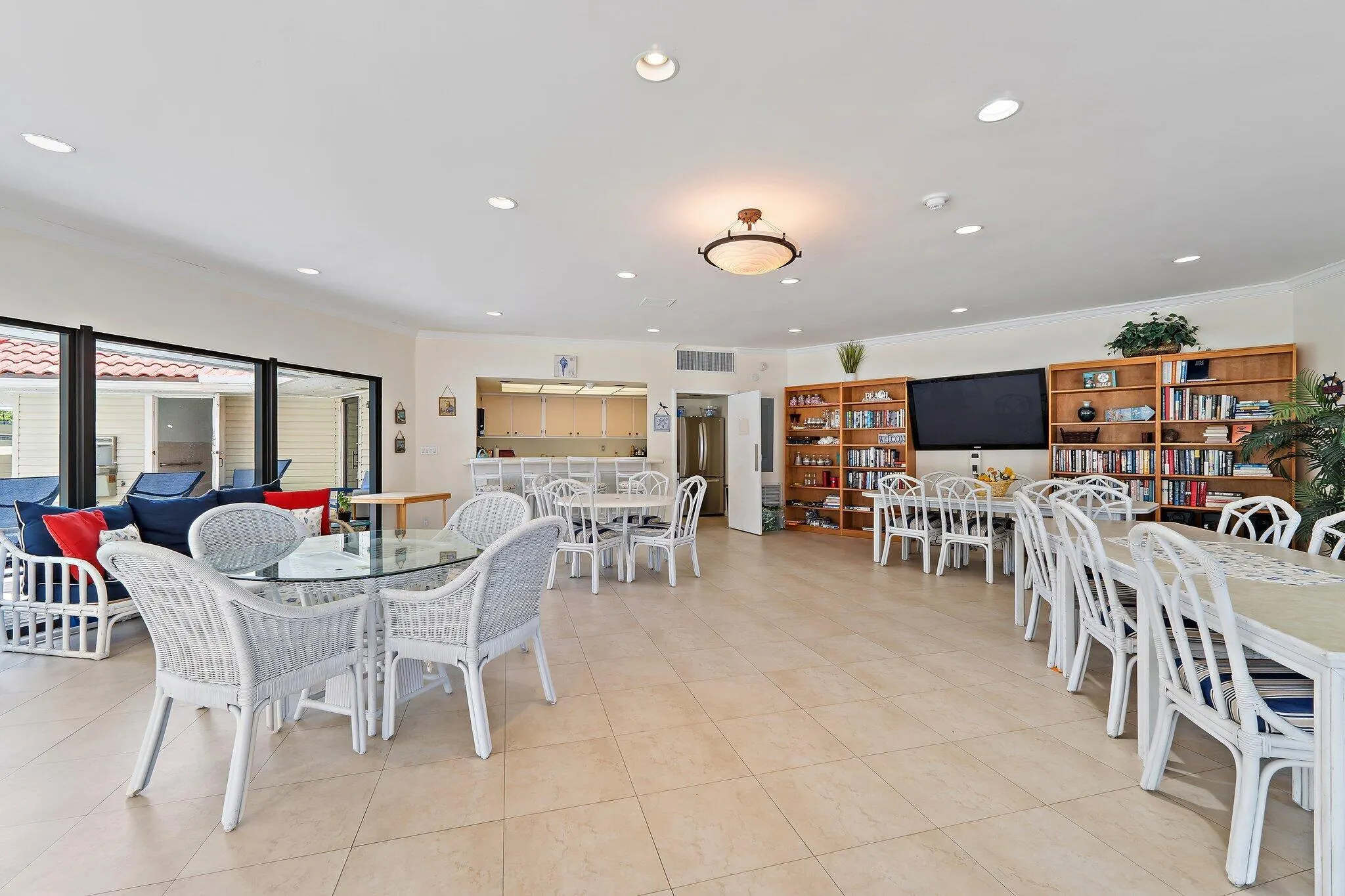 5480 N Ocean Drive, #B6b