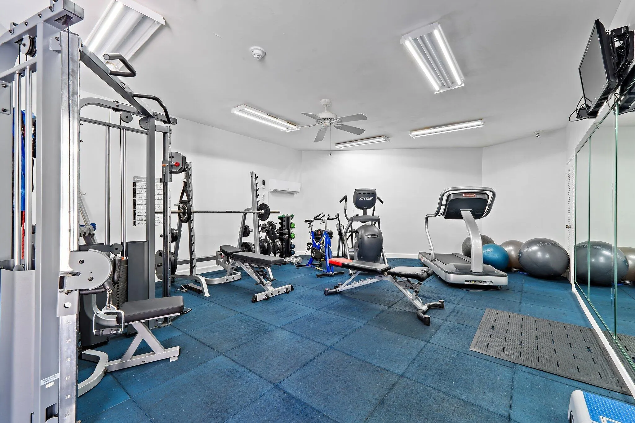 5480 N Ocean Drive, #B6b