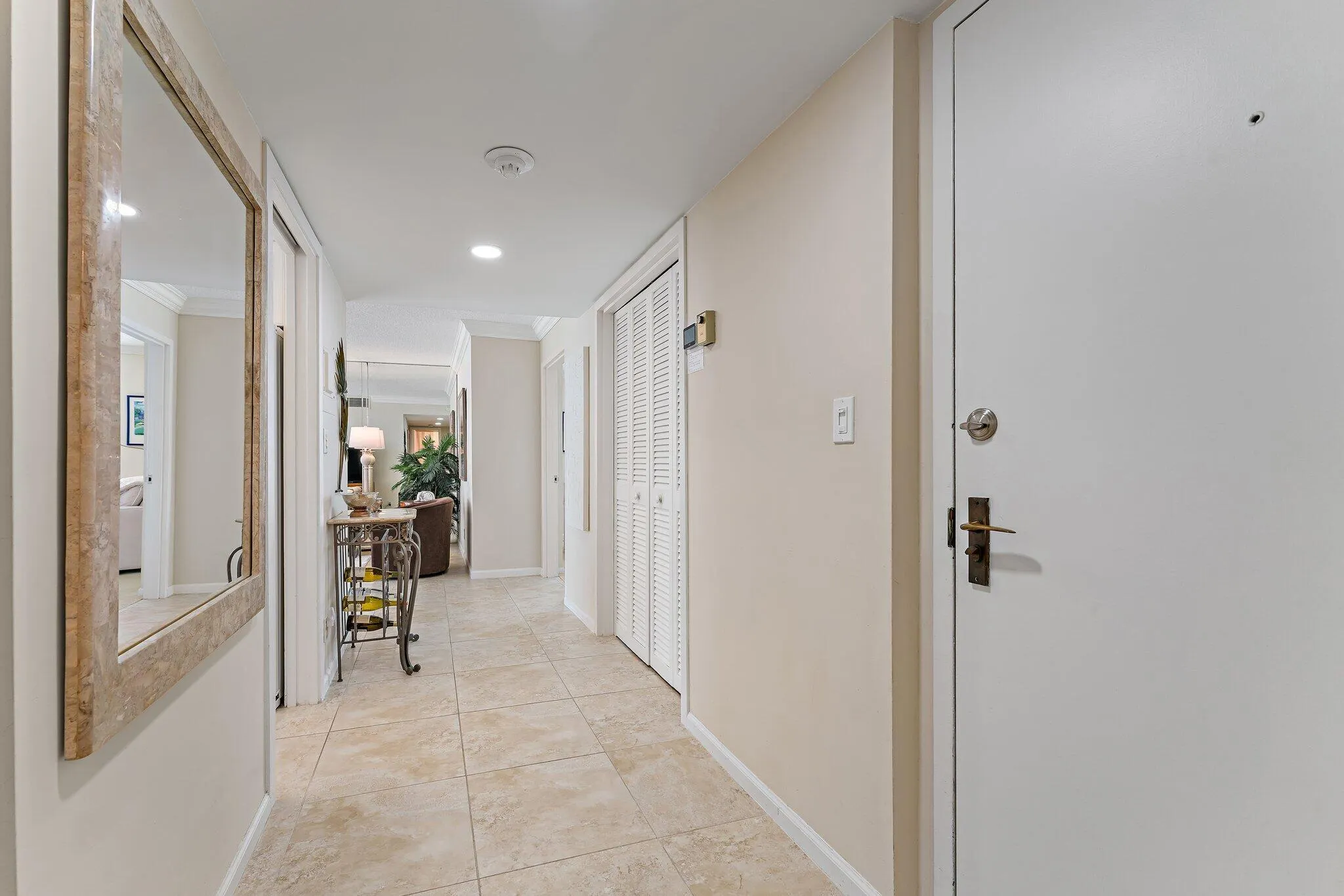 5480 N Ocean Drive, #B6b