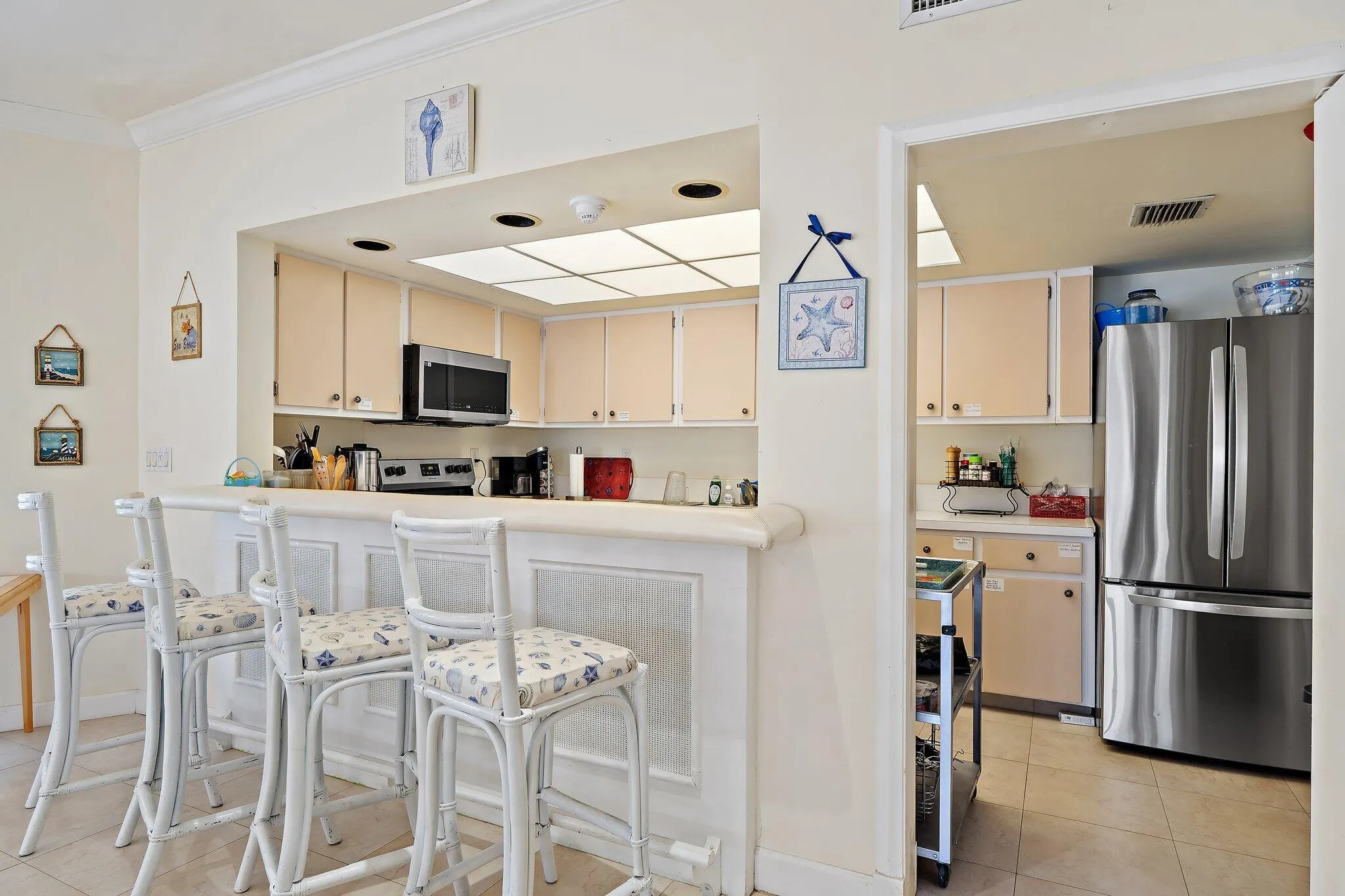 5480 N Ocean Drive, #B6b