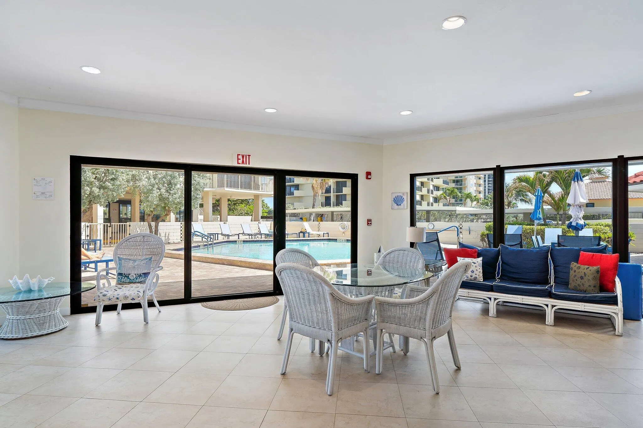 5480 N Ocean Drive, #B6b