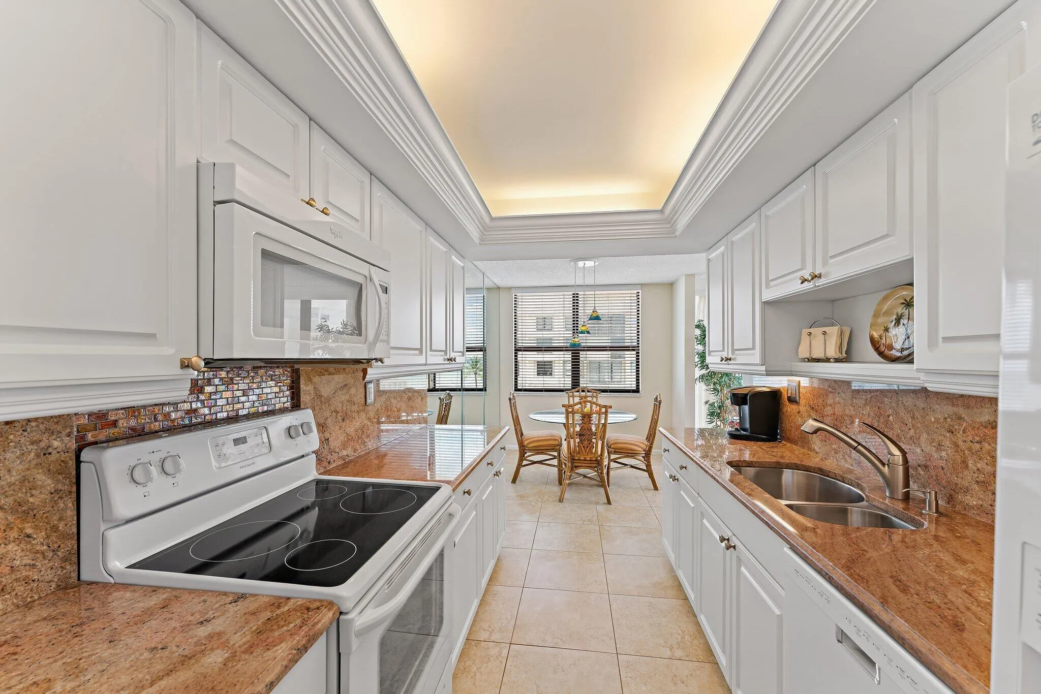 5480 N Ocean Drive, #B6b