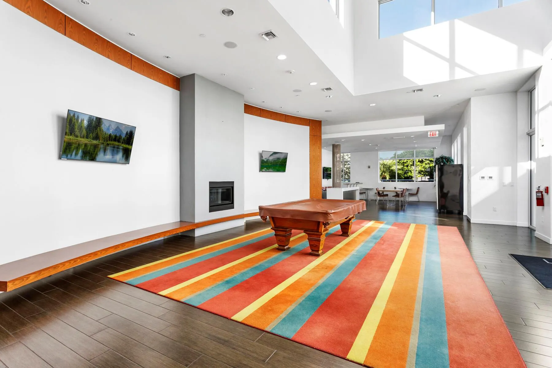 300 S Australian Avenue, #1121