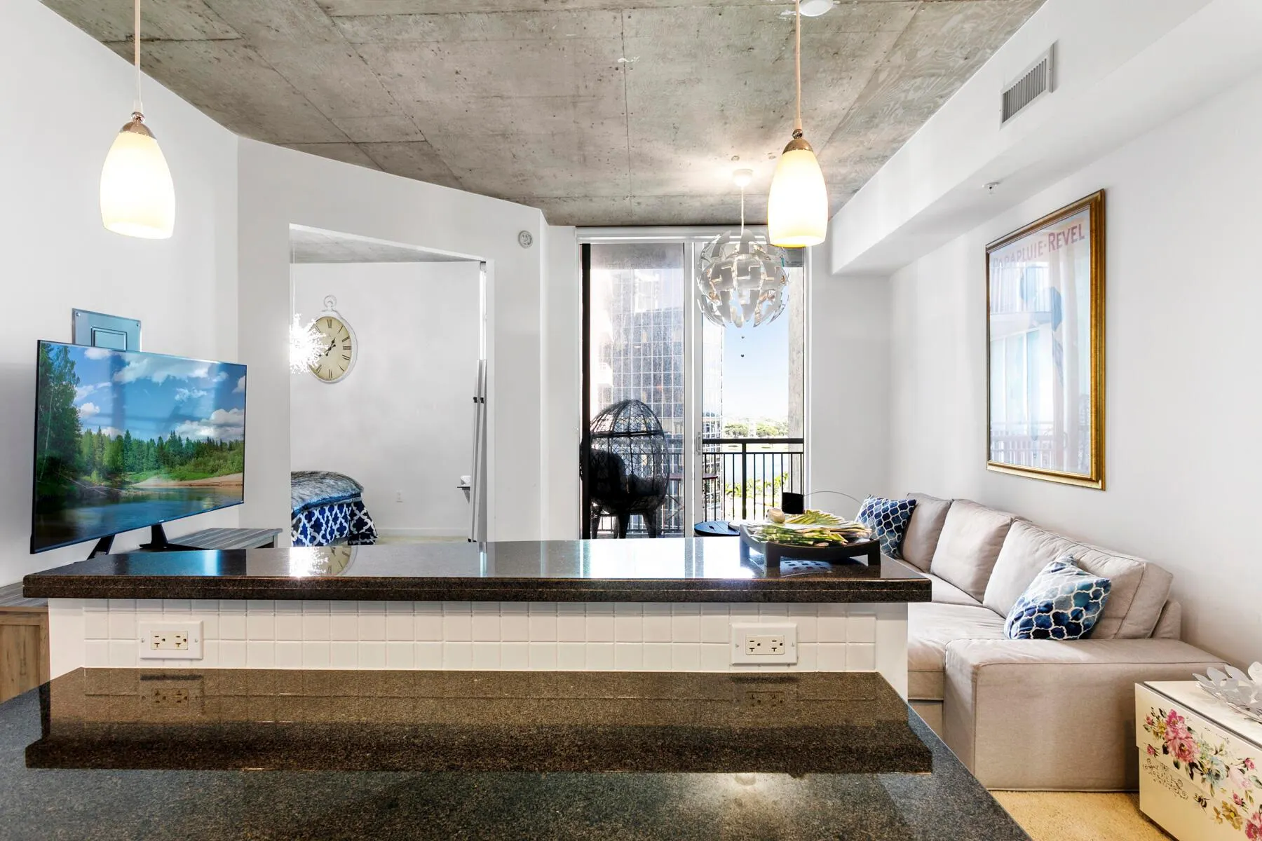 300 S Australian Avenue, #1121