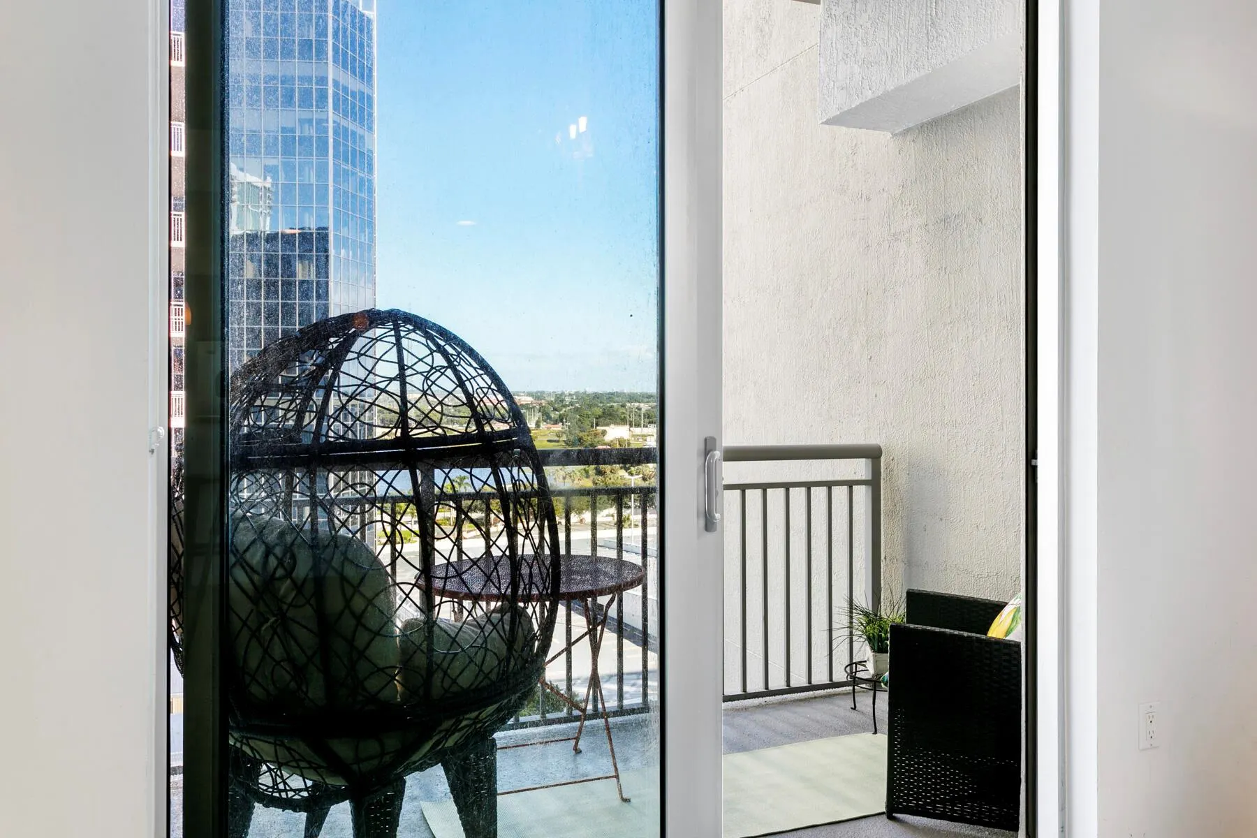 300 S Australian Avenue, #1121