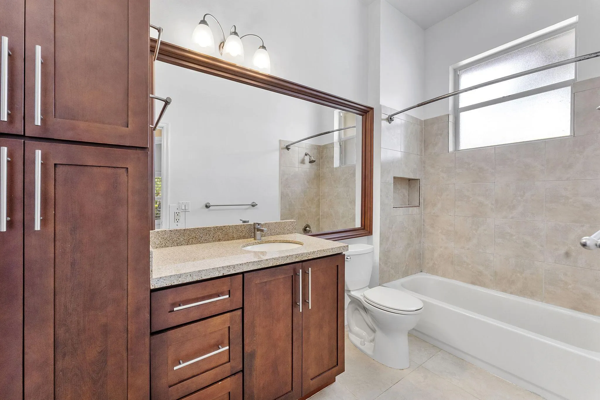 7793 Highlands Cir