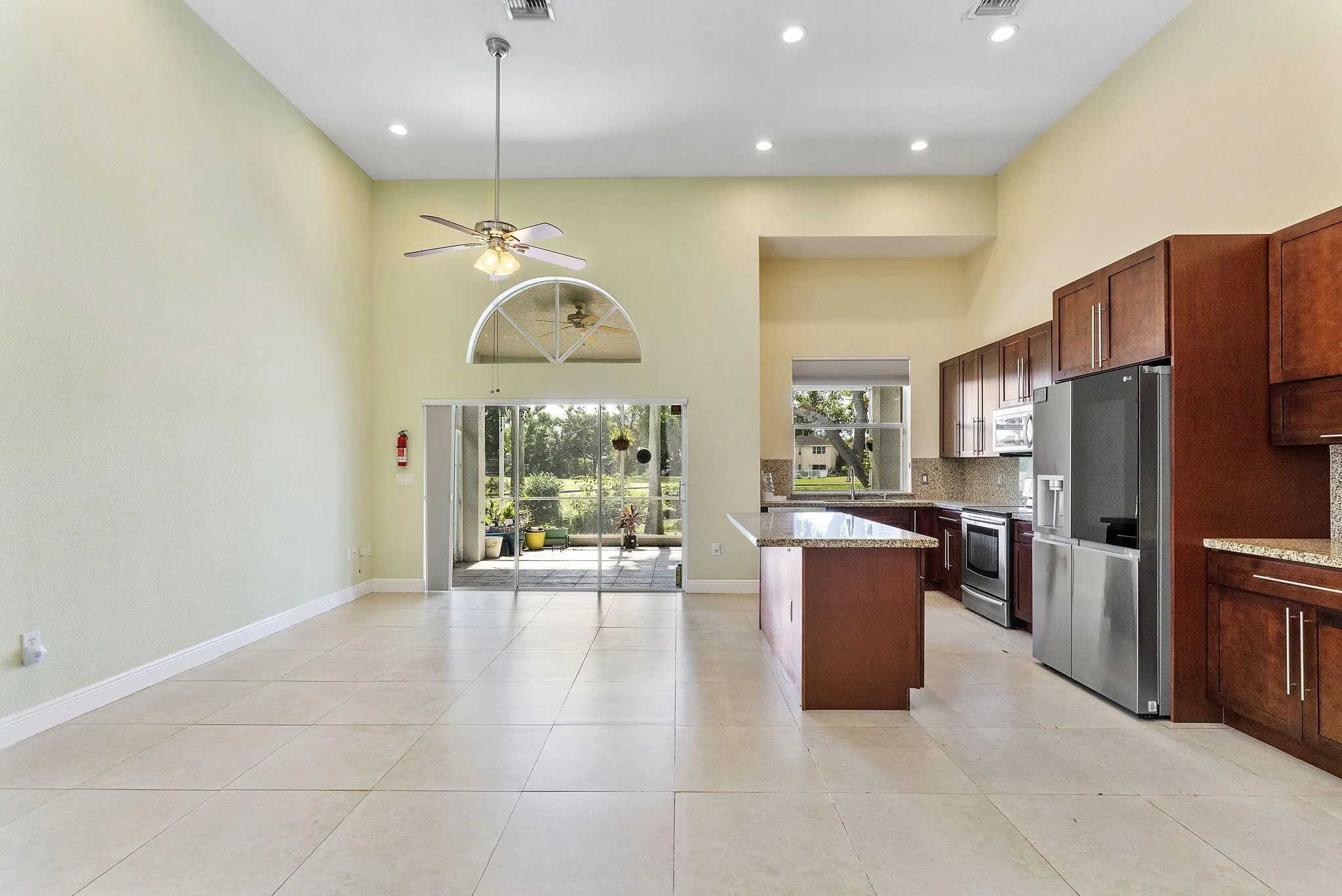 7793 Highlands Cir