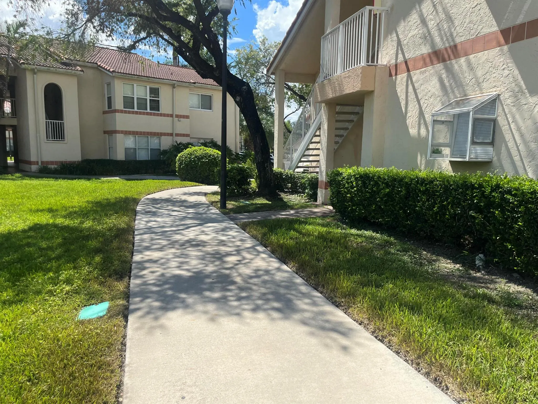 3420 Pinewalk Drive N, #712