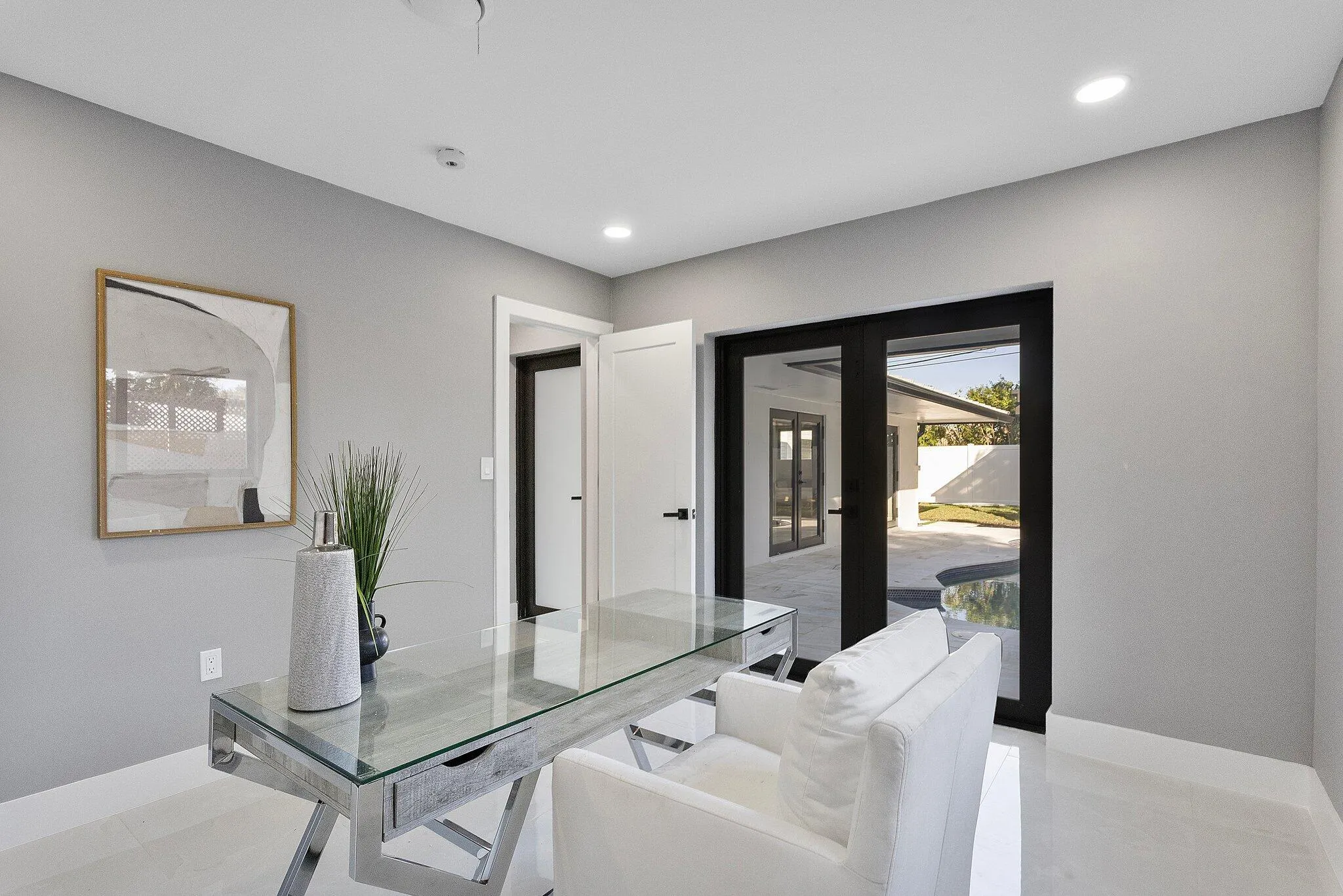 200 SW 12th Street
