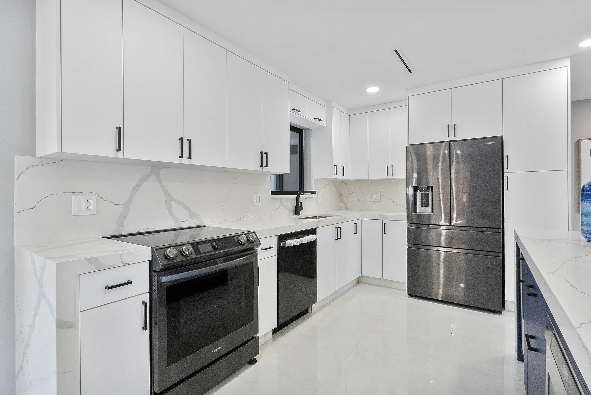200 SW 12th Street