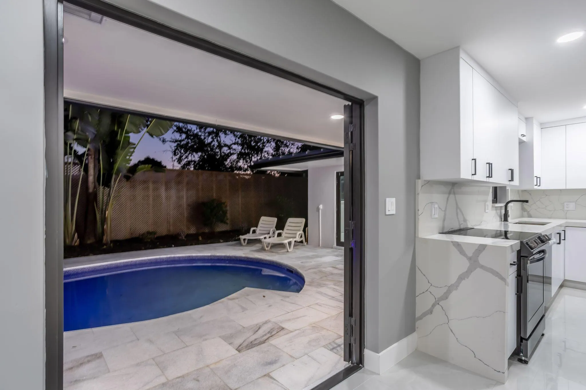 200 SW 12th Street